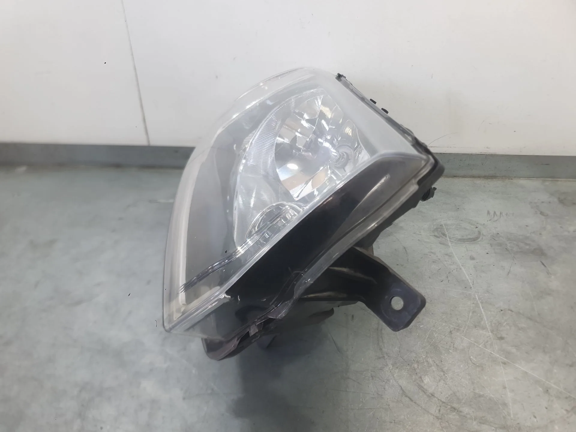 Faro Derecho para Dacia Sandero Ii (B8_)