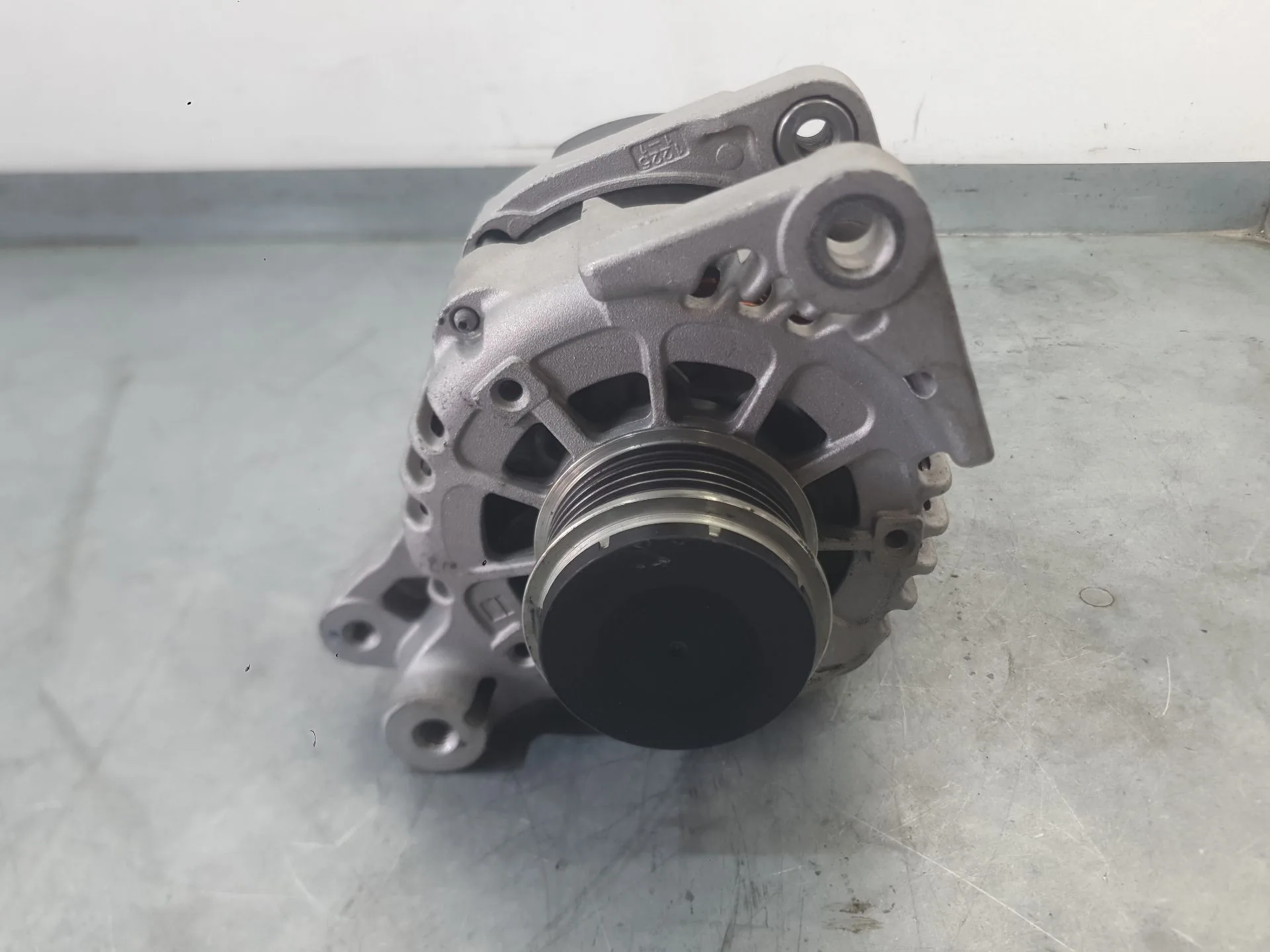 Alternador para Kia Stonic (Yb)