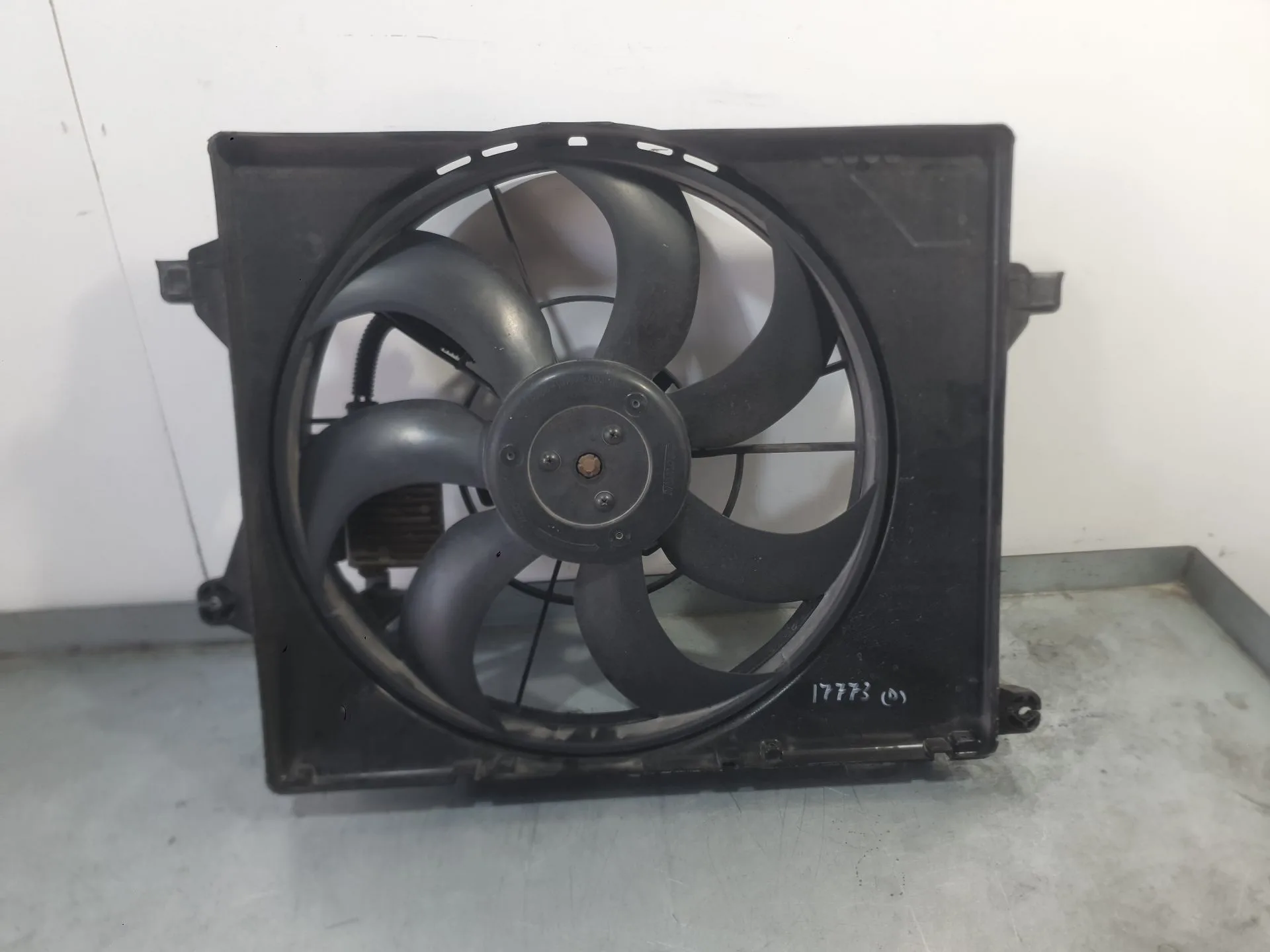 Electroventilador para Kia Stonic (Yb)