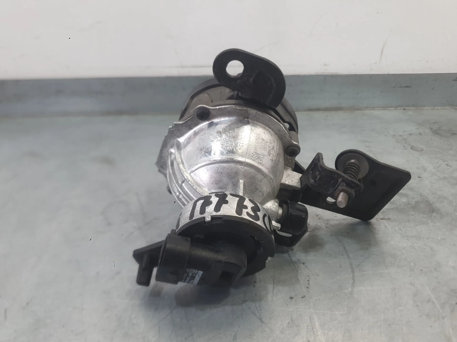 Faro Antiniebla Izquierdo para Kia Stonic (Yb)