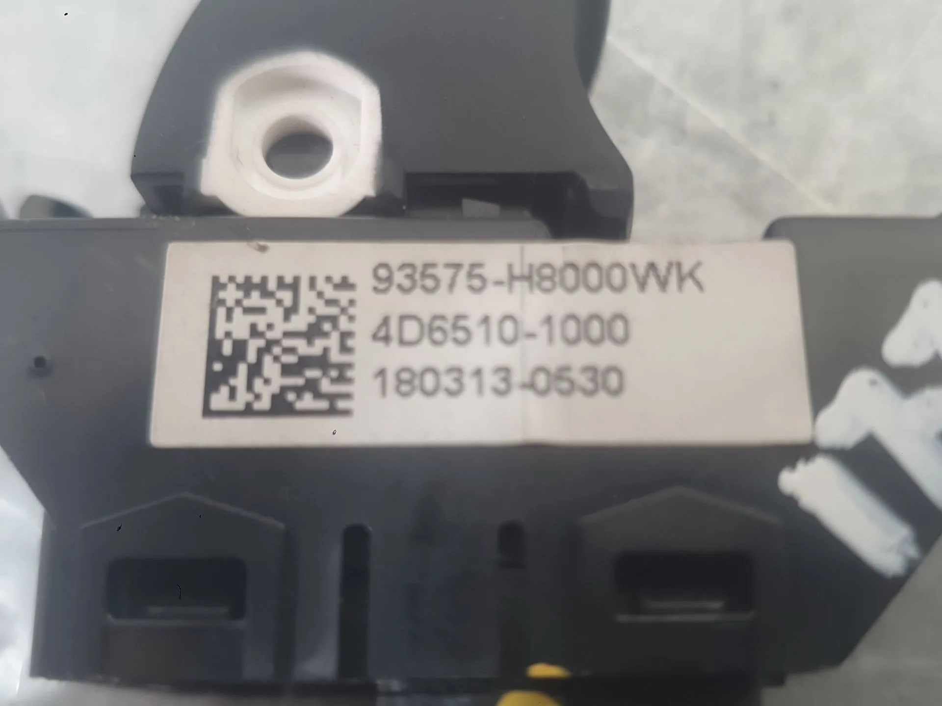 Mando Elevalunas Delantero Derecho para Kia Stonic (Yb)