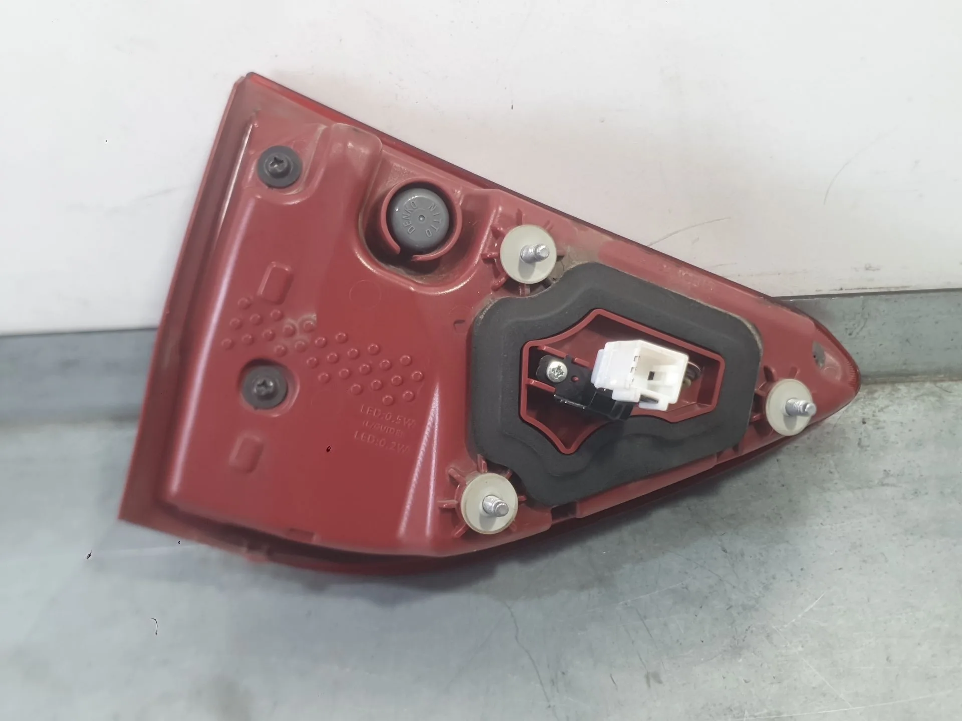 Piloto Trasero Derecho Interior para Kia Stonic (Yb)