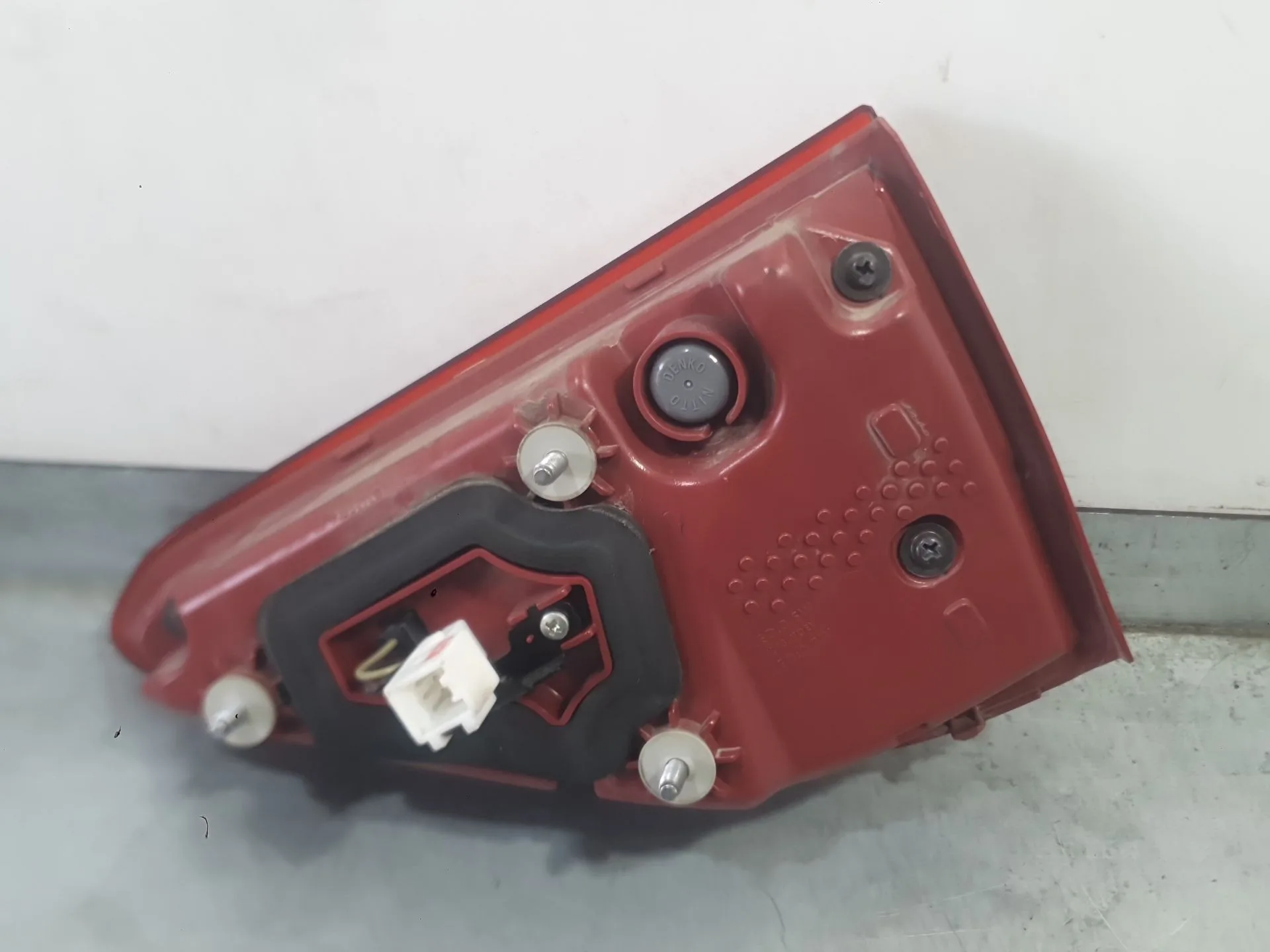 Piloto Trasero Izquierdo Interior para Kia Stonic (Yb)