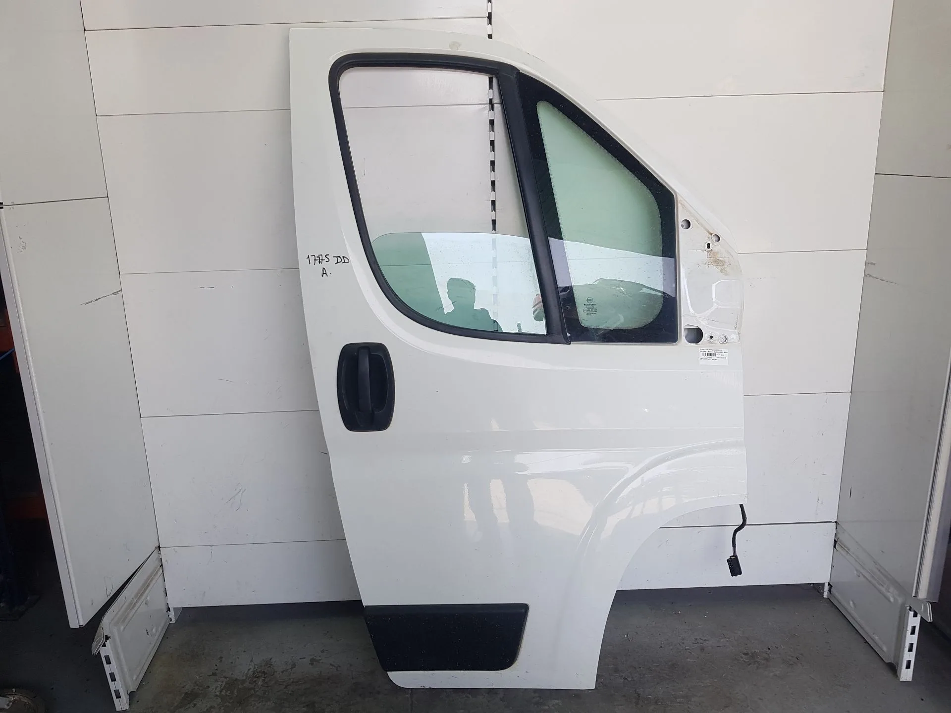Puerta Delantera Derecha para Peugeot Boxer Autobus