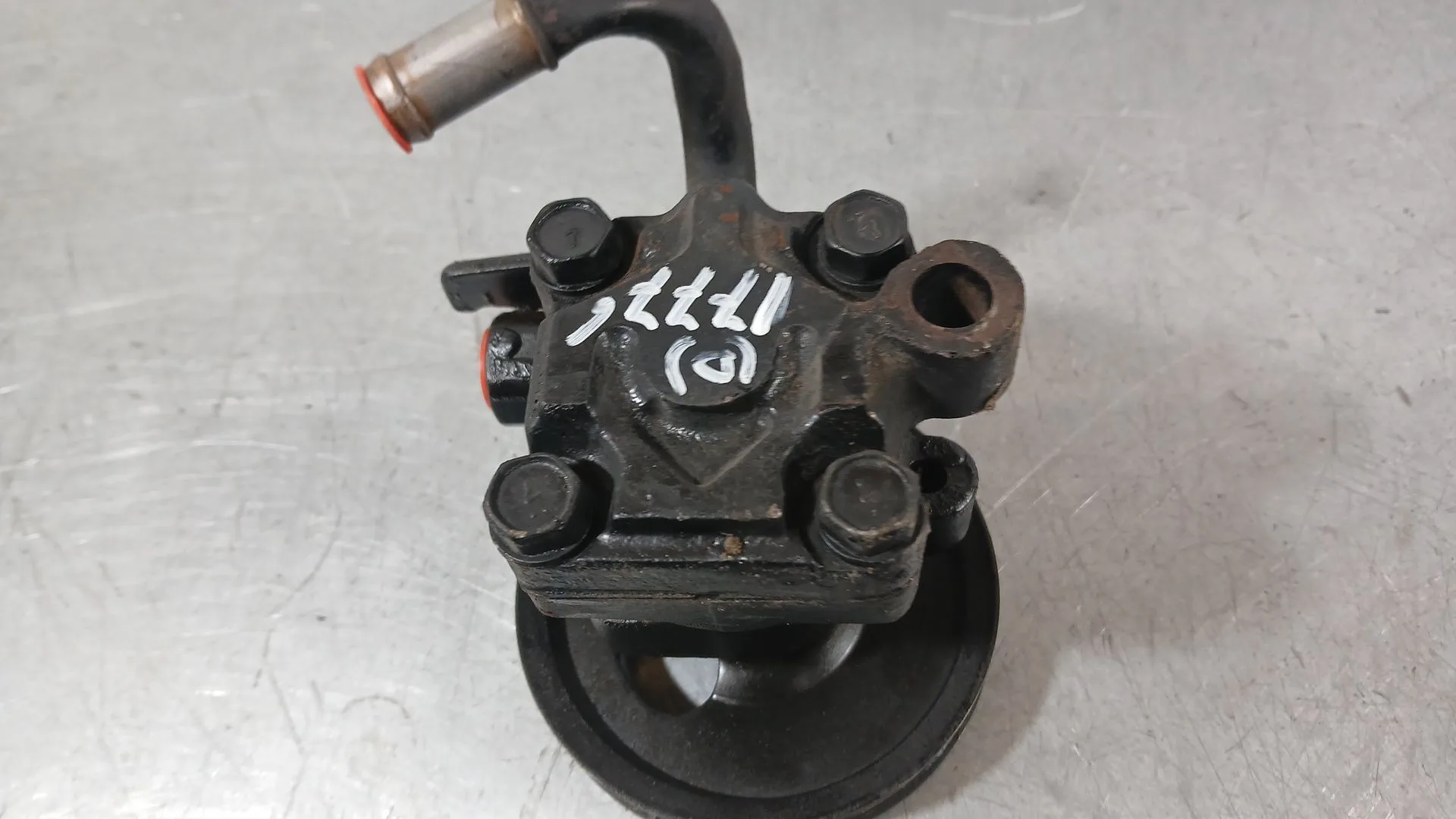 Bomba Direccion para Hyundai H-1 / Starex Autobus (A1)