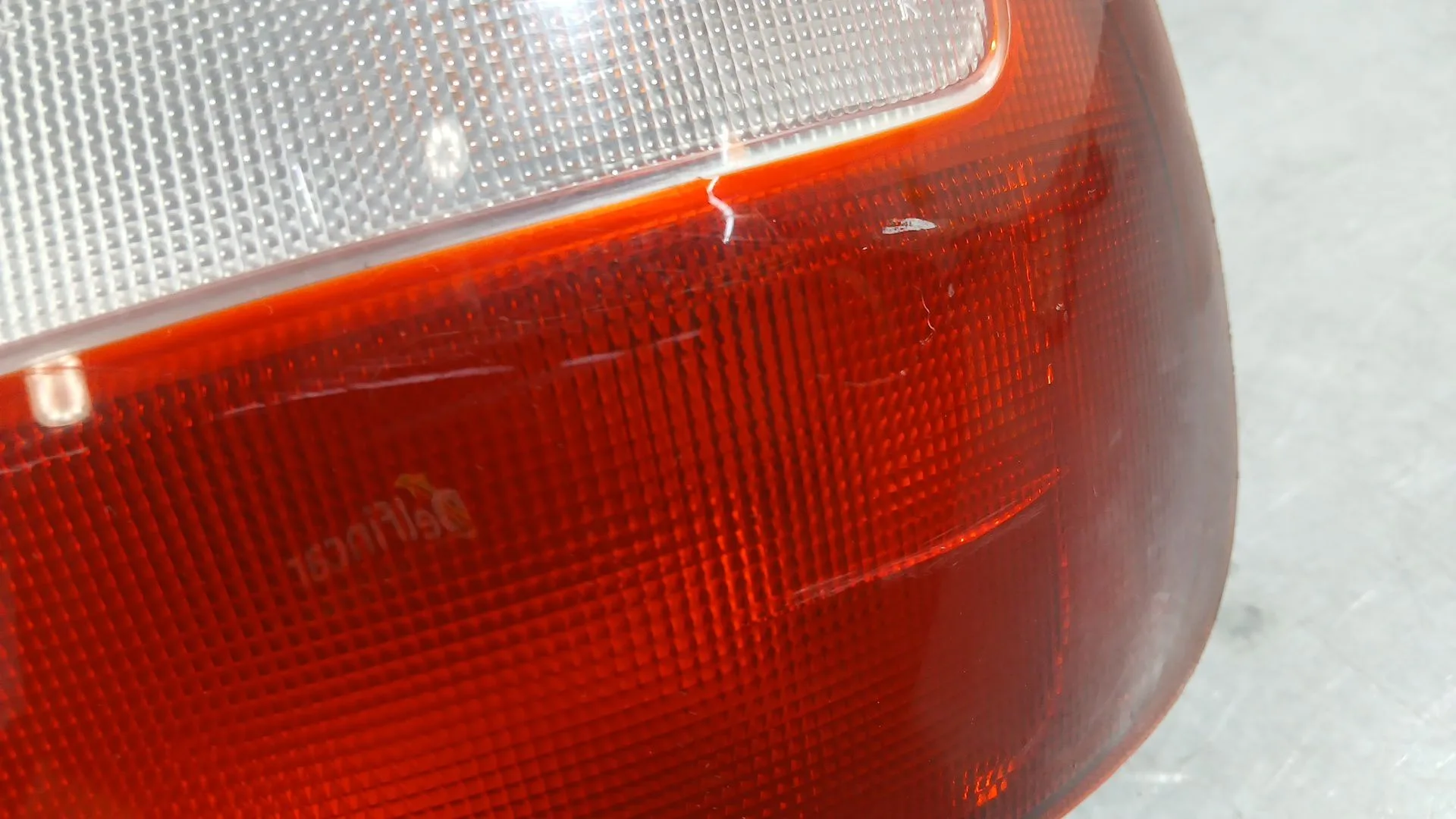 Piloto Trasero Derecho Exterior para Hyundai H-1 / Starex Autobus (A1)