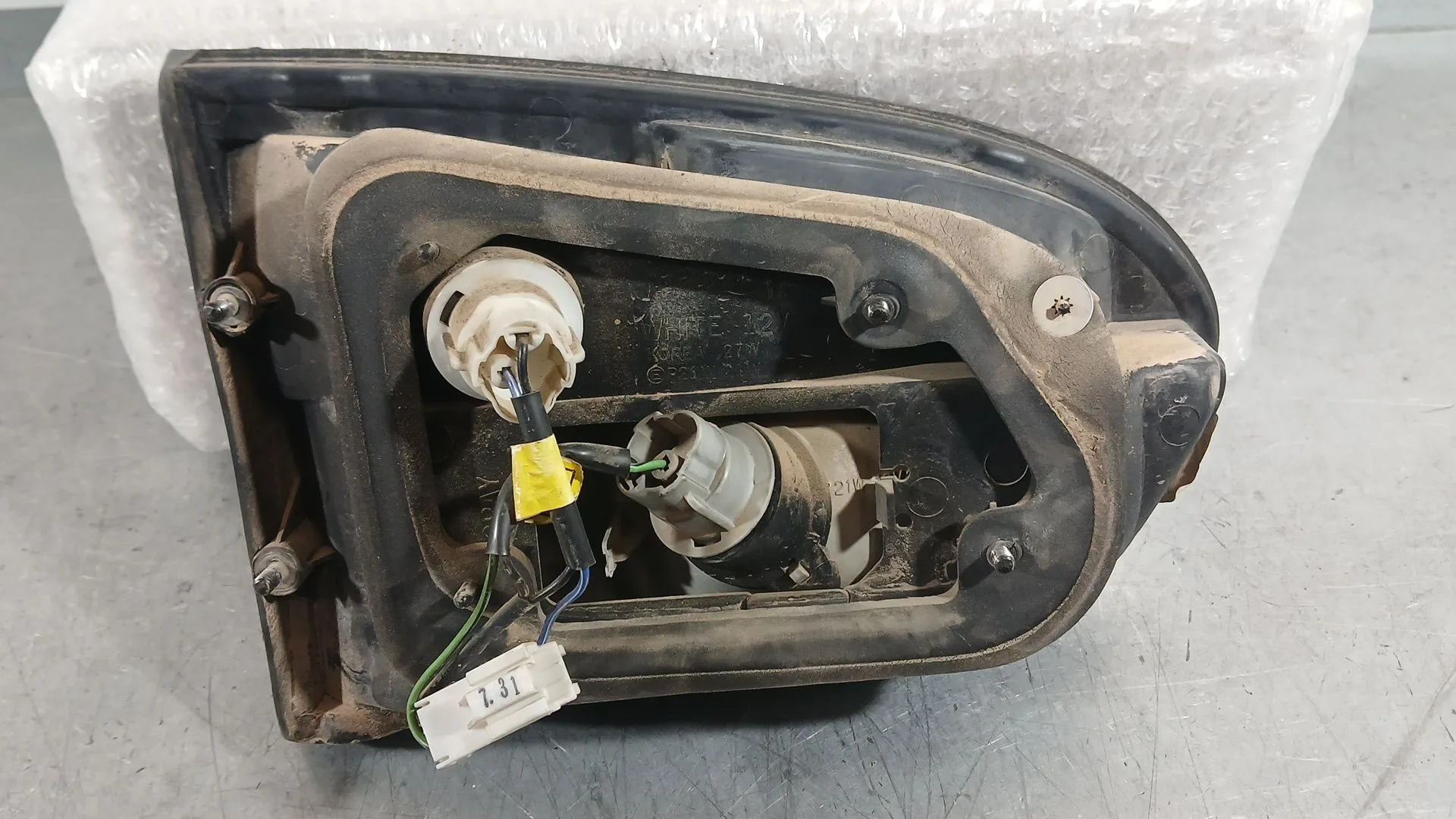 Piloto Trasero Derecho Interior para Hyundai H-1 / Starex Autobus (A1)