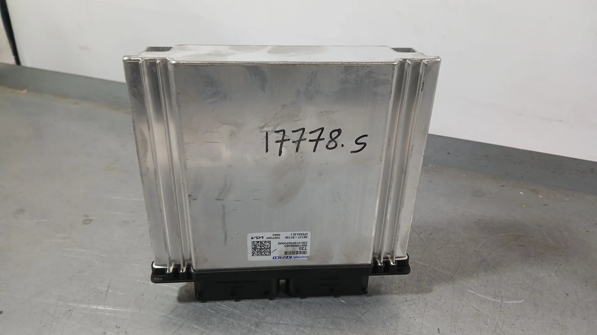 Centralita Motor Uce para Kia Stonic (Yb)