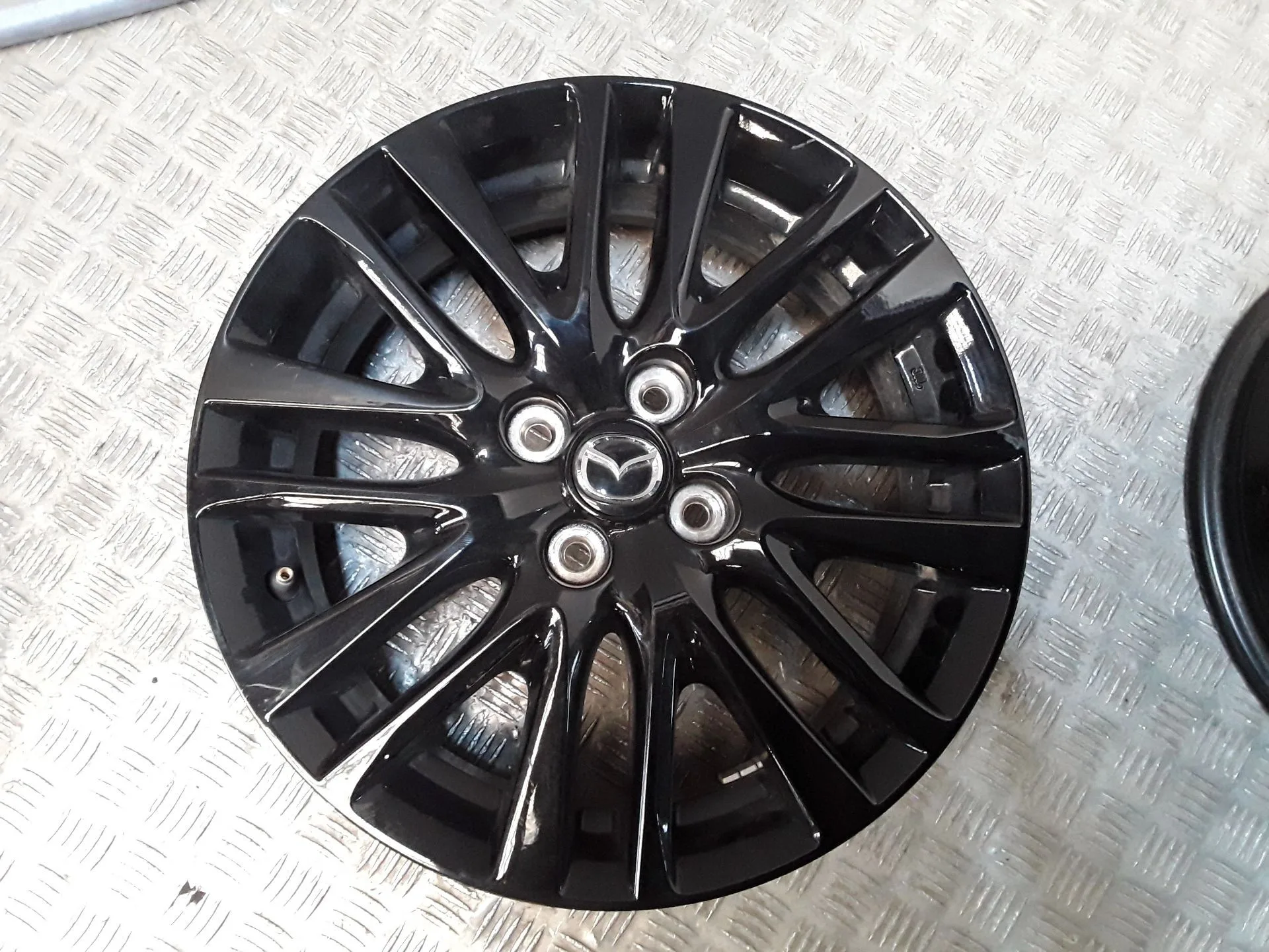 Juego Llantas Aluminio para Mazda 2 Hatchback (Dl, Dj)