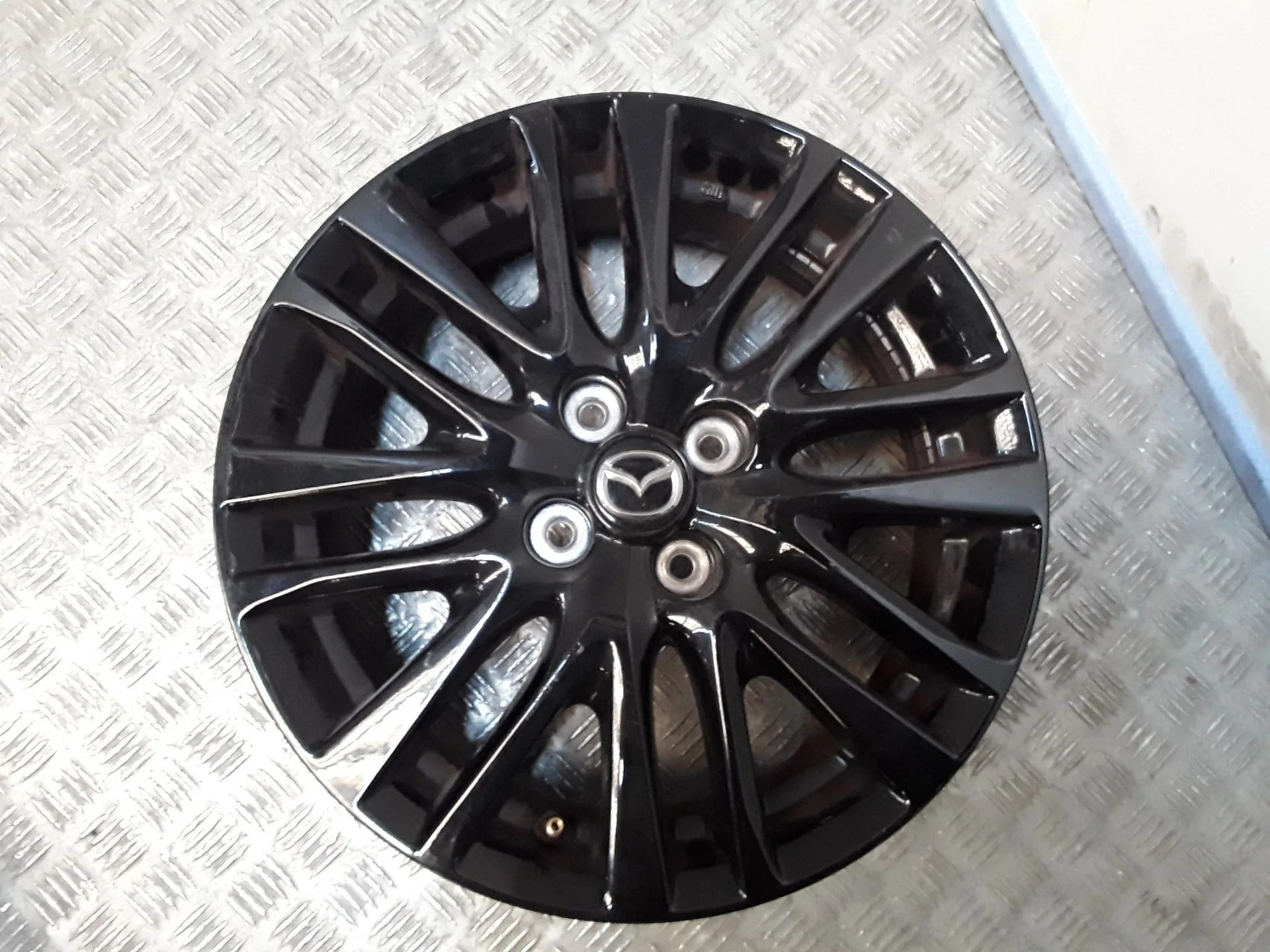 Juego Llantas Aluminio para Mazda 2 Hatchback (Dl, Dj)