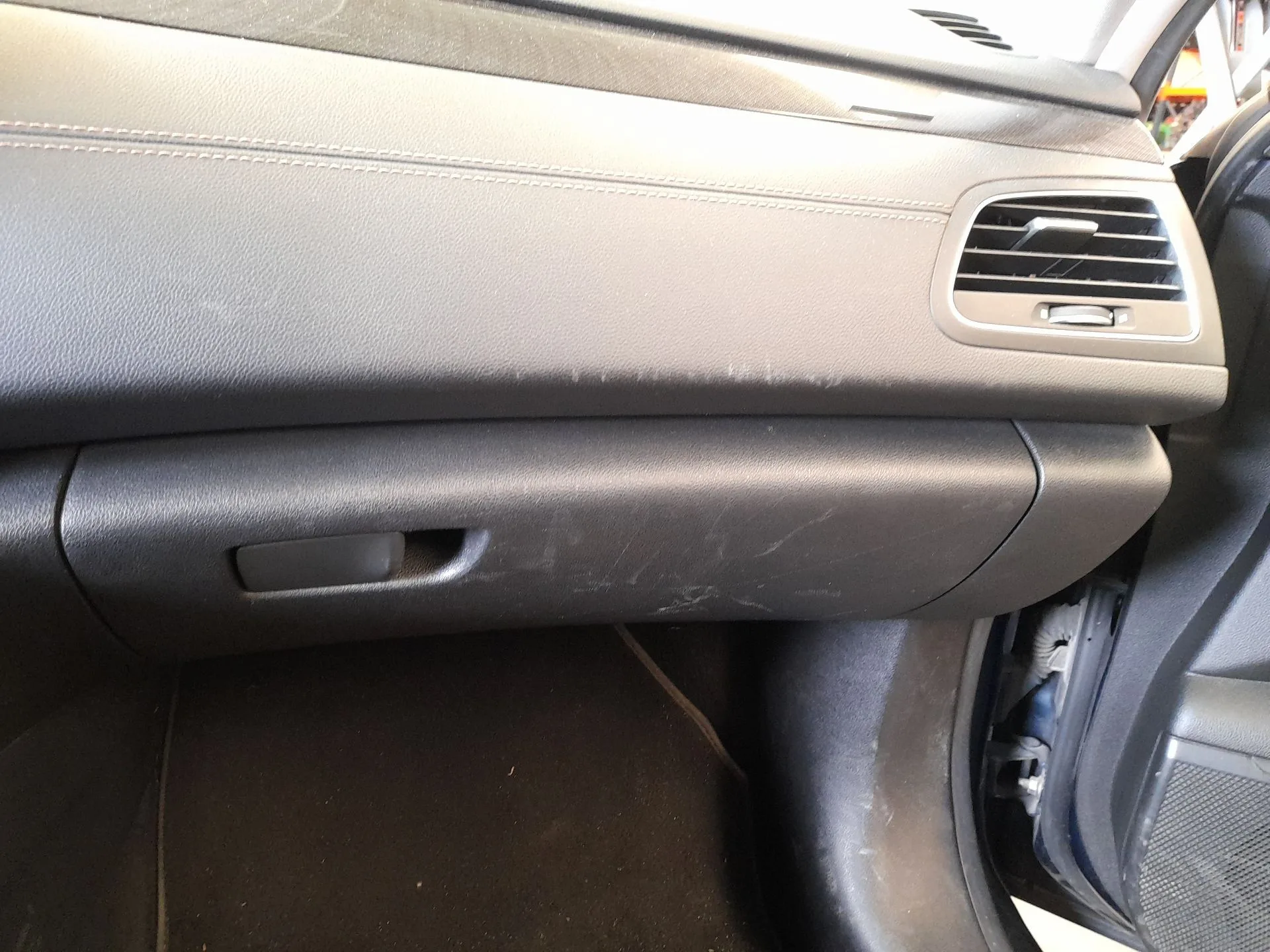 Guantera para Renault Talisman (Lp_)