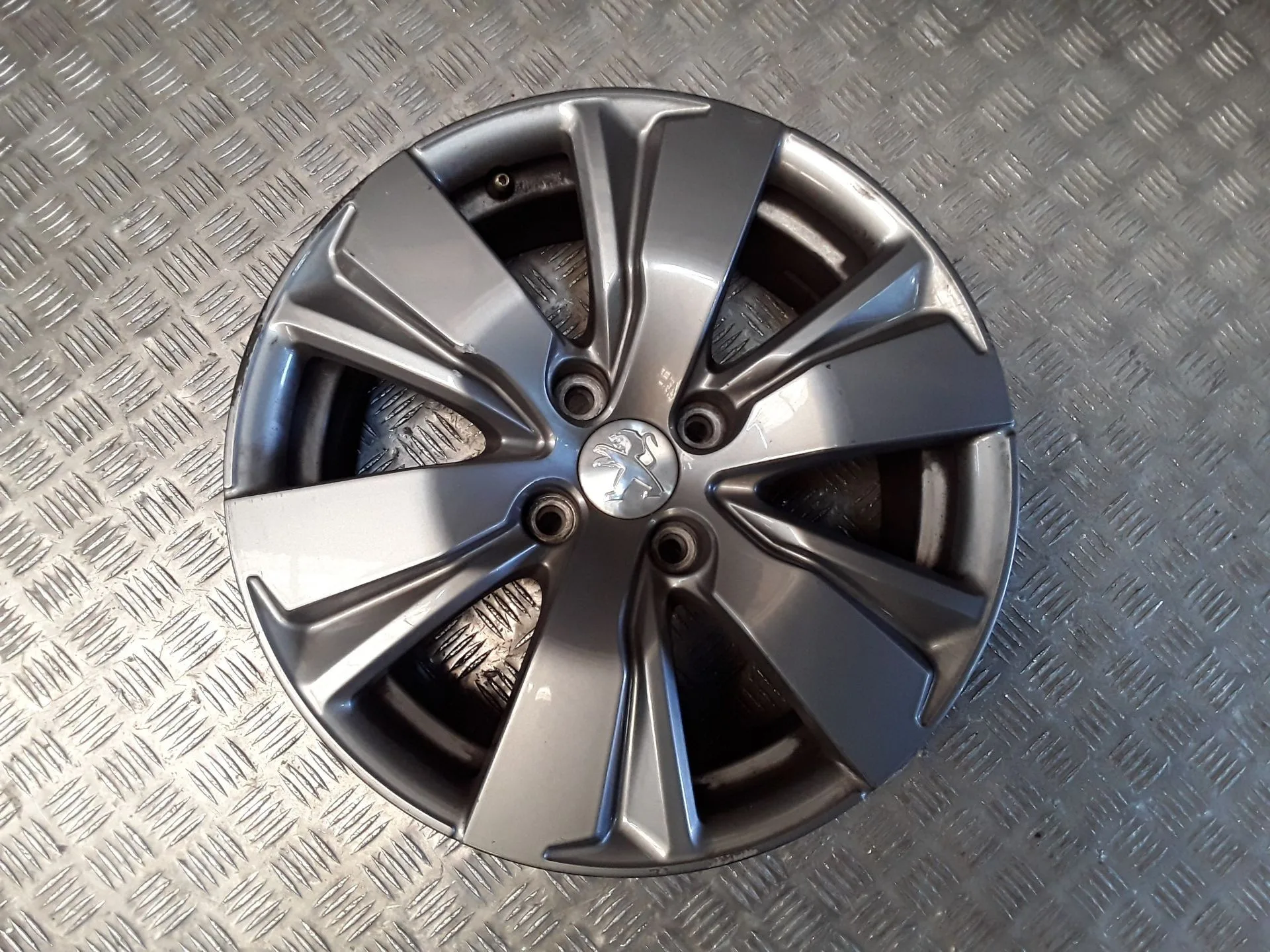 Llanta Aluminio para Peugeot 2008 I (Cu_)