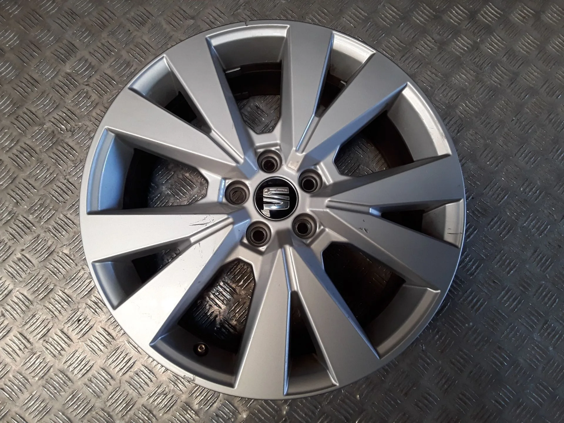 Llanta Aluminio para Seat Arona (Kj7, Kjp)