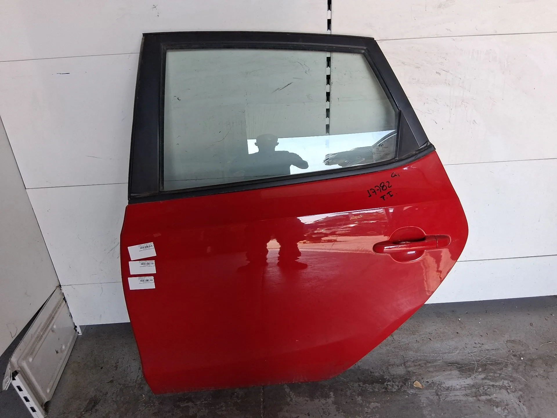 Puerta Trasera Izquierda para Hyundai I30 (Fd)