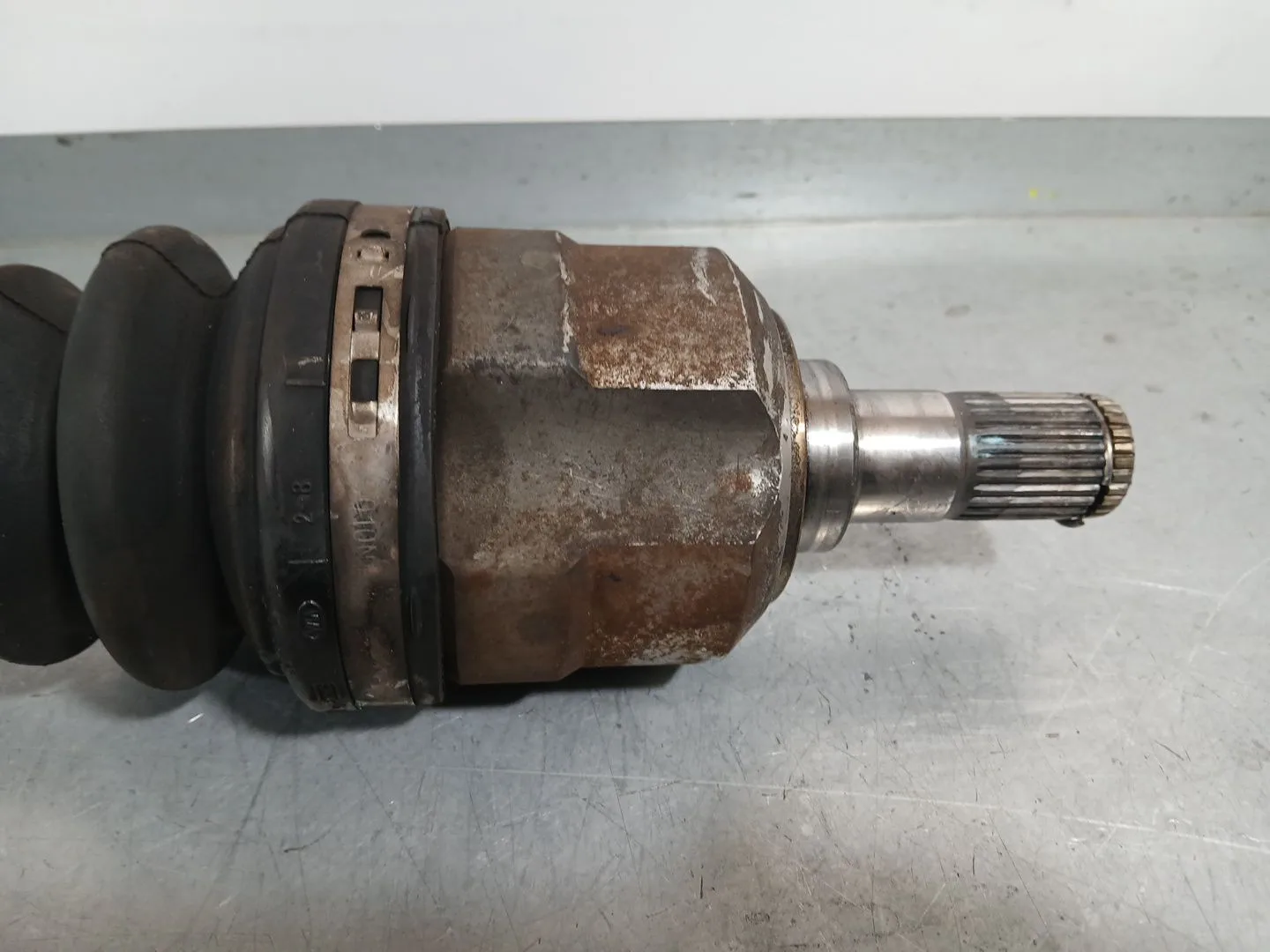 Transmision Delantera Izquierda para Hyundai I30 (Fd)