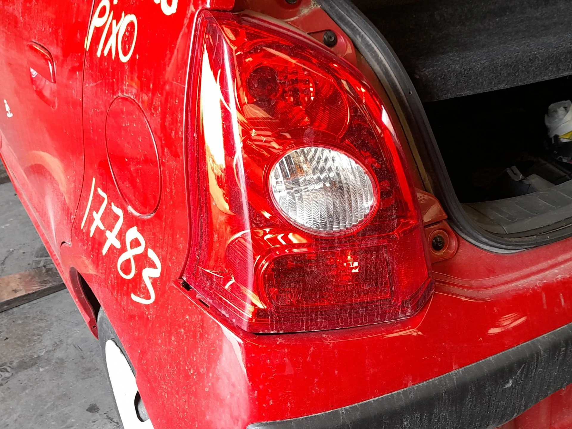 Piloto Trasero Izquierdo para Nissan Pixo (Ua0)
