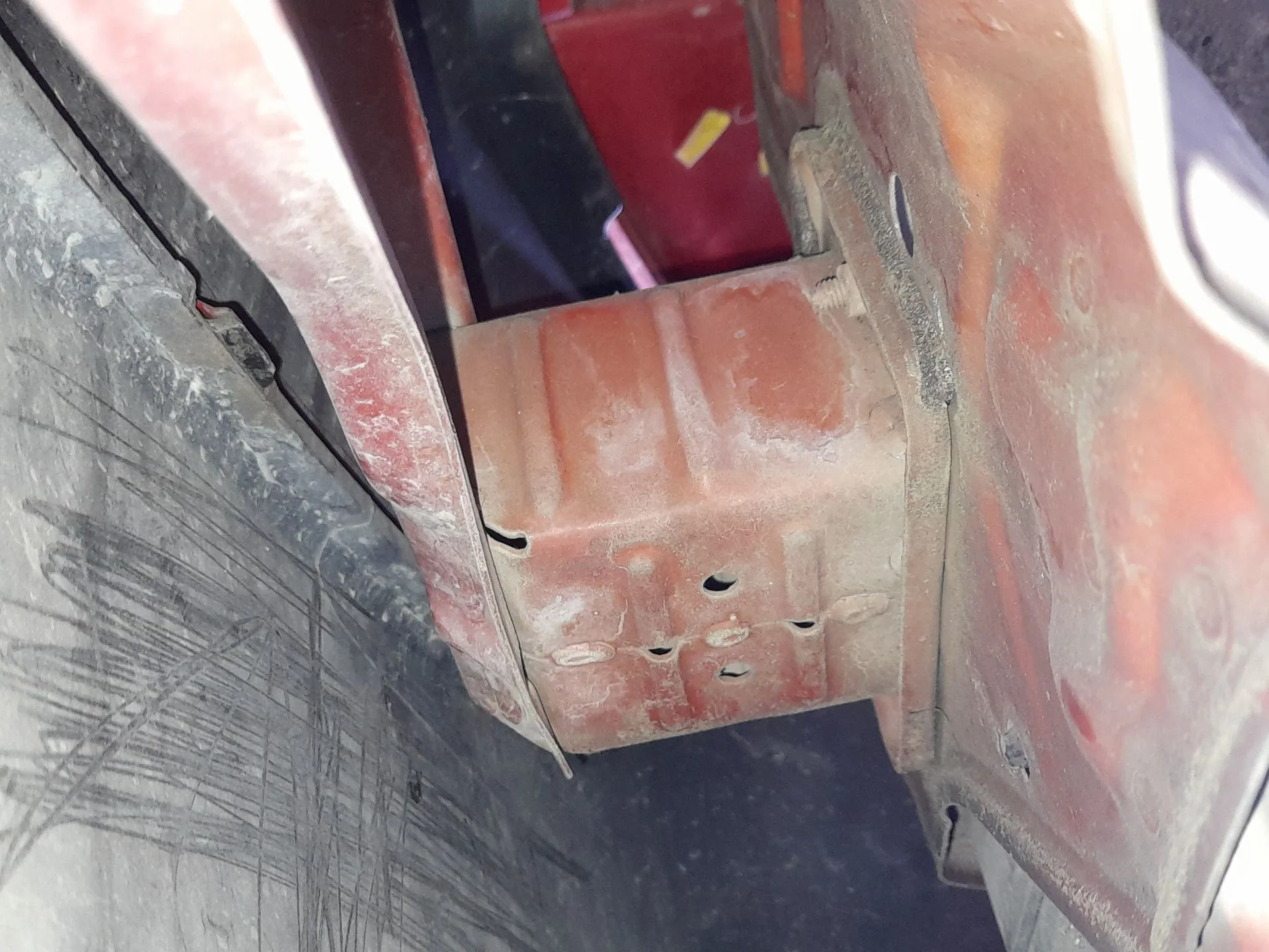 Refuerzo Paragolpes Trasero para Nissan Pixo (Ua0)
