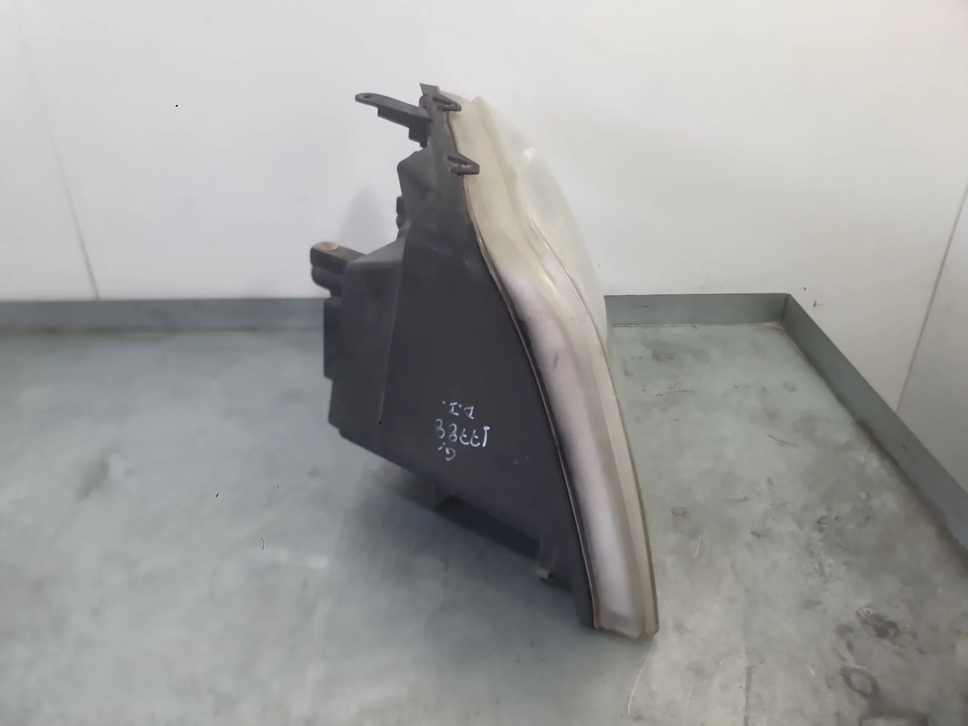 Faro Izquierdo para Ford Tourneo Connect