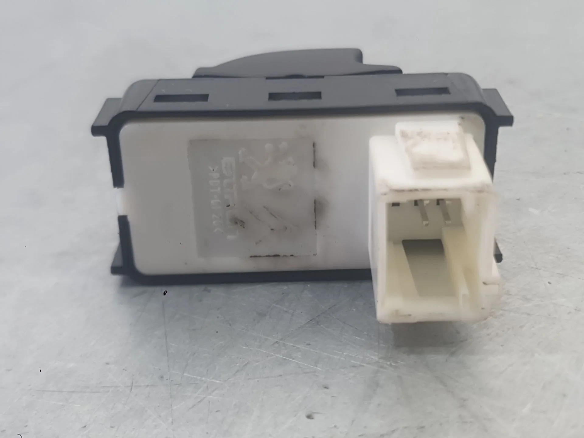 Mando Elevalunas Delantero Derecho para Peugeot 5008 Ii (Mc_, Mj_, Mr_, M4_)