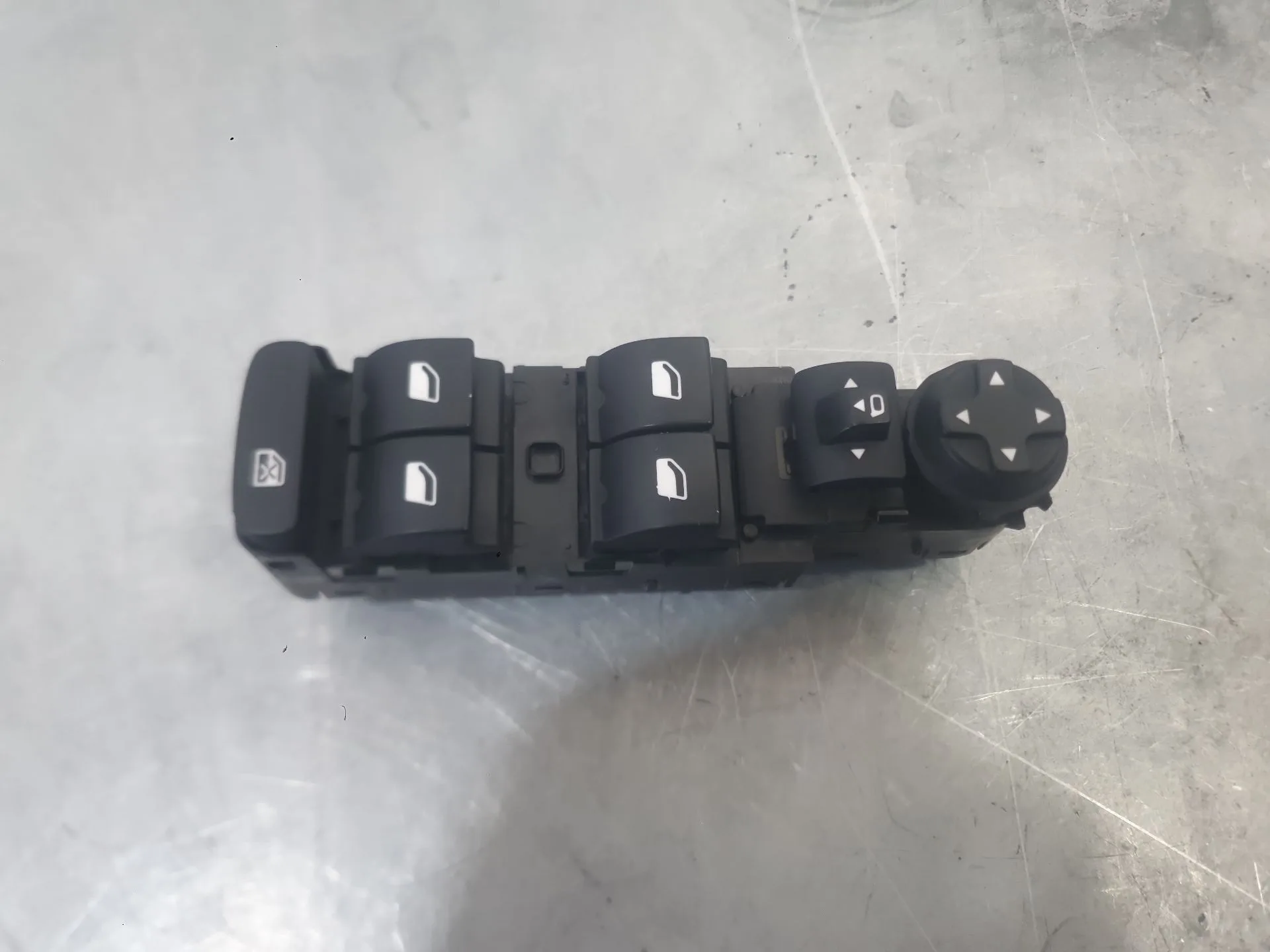 Mando Elevalunas Delantero Izquierdo para Peugeot 5008 Ii (Mc_, Mj_, Mr_, M4_)