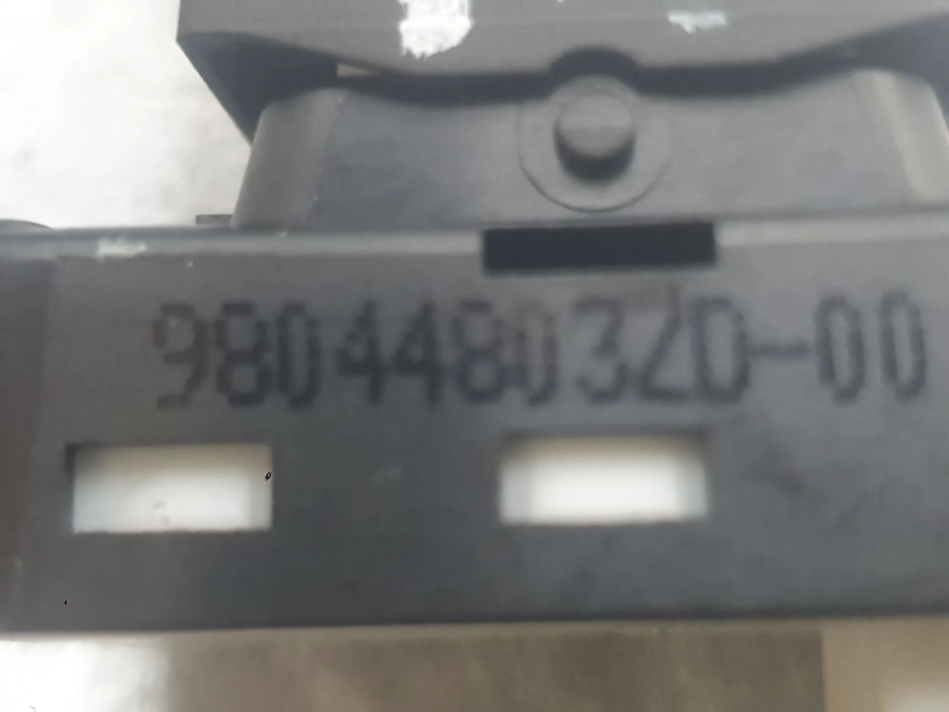 Mando Elevalunas Trasero Izquierdo para Peugeot 5008 Ii (Mc_, Mj_, Mr_, M4_)