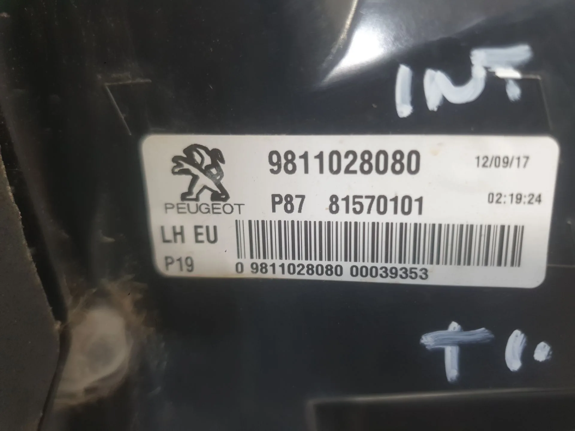 Piloto Trasero Izquierdo Exterior para Peugeot 5008 Ii (Mc_, Mj_, Mr_, M4_)