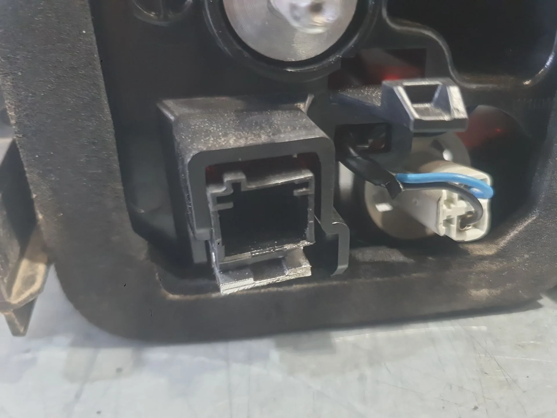 Piloto Trasero Izquierdo Interior para Peugeot 5008 Ii (Mc_, Mj_, Mr_, M4_)
