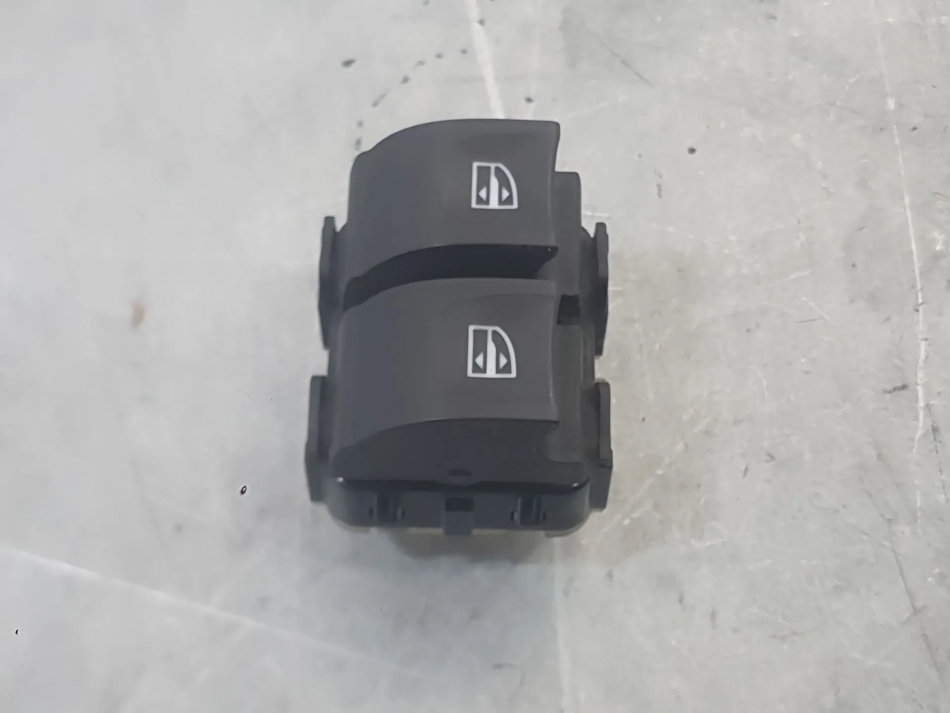 Mando Elevalunas Delantero Izquierdo para Dacia Sandero Ii (B8_)
