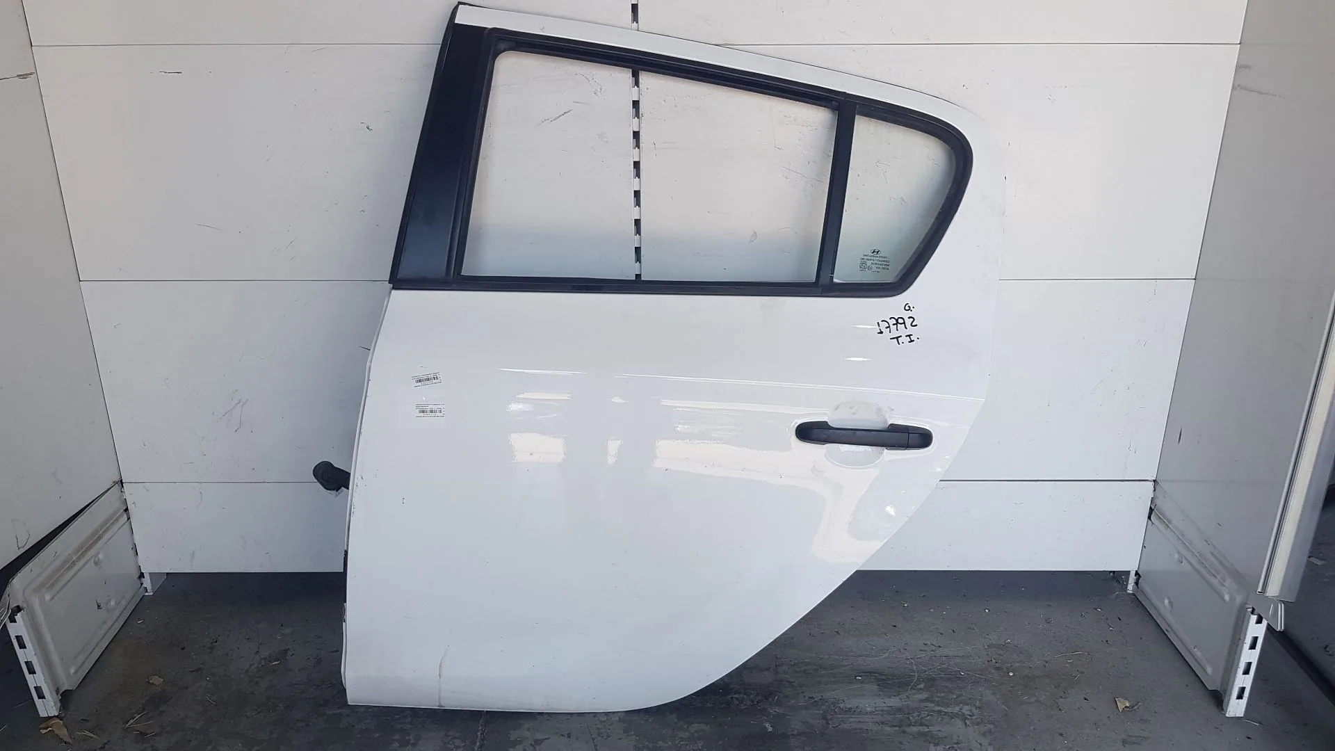 Puerta Trasera Izquierda para Hyundai I20 I (Pb, Pbt)