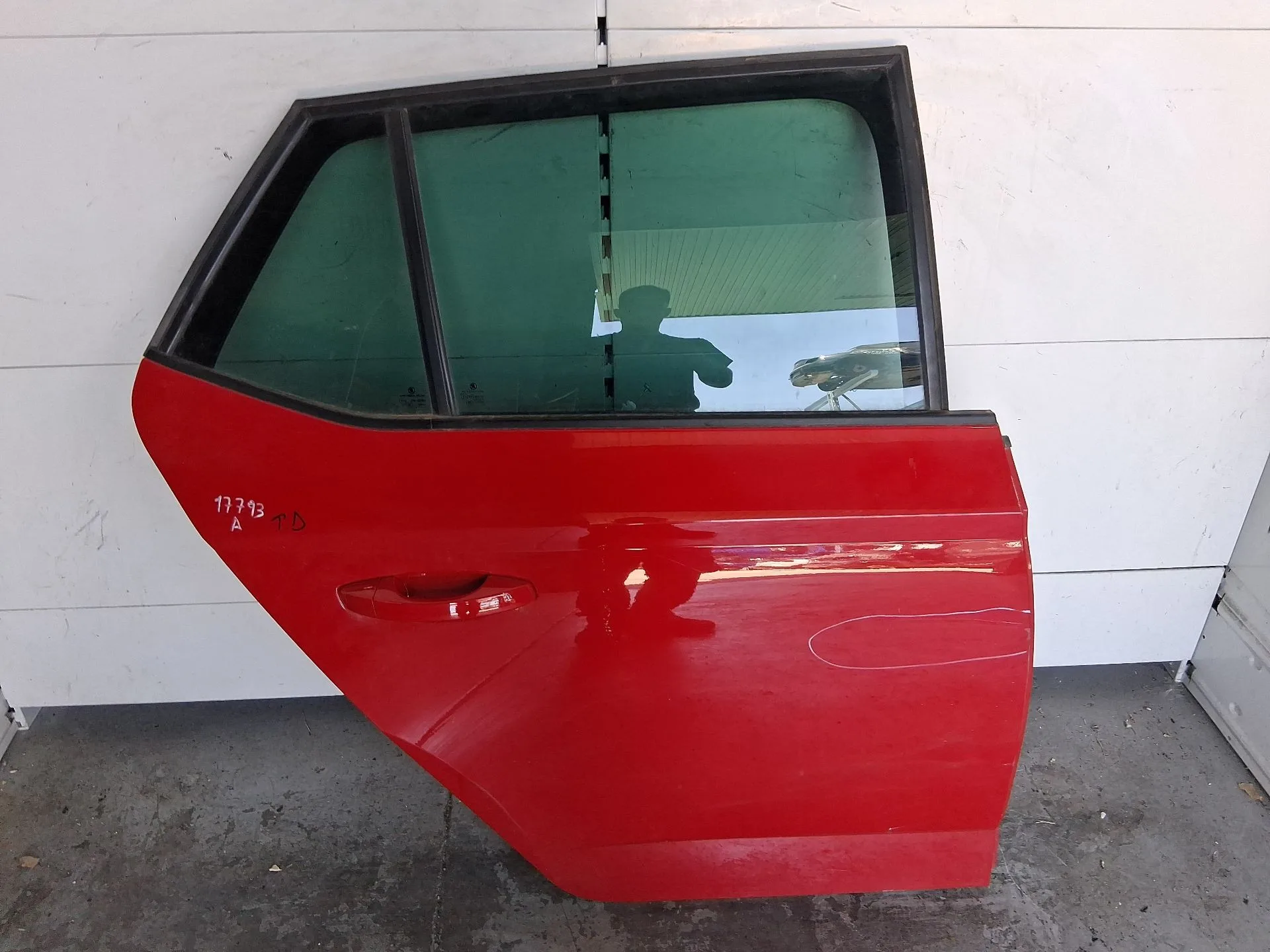 Puerta Trasera Derecha para Skoda Fabia Iii (Nj3)