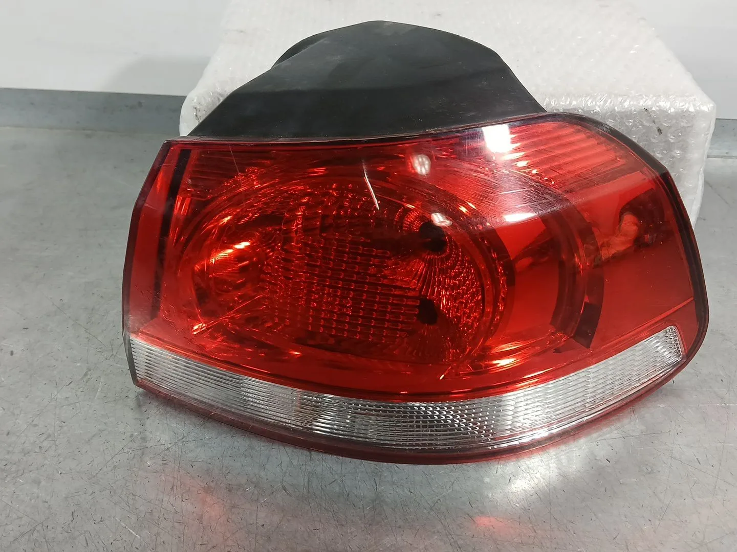Piloto Trasero Derecho Exterior para Volkswagen Golf Plus V (5M1, 521)