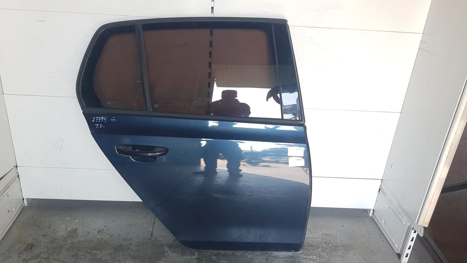 Puerta Trasera Derecha para Volkswagen Golf Plus V (5M1, 521)