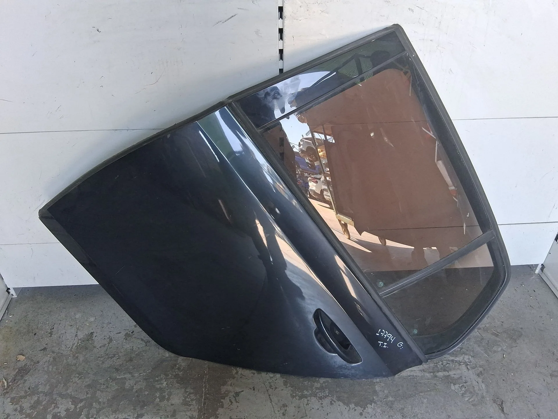 Puerta Trasera Izquierda para Volkswagen Golf Plus V (5M1, 521)
