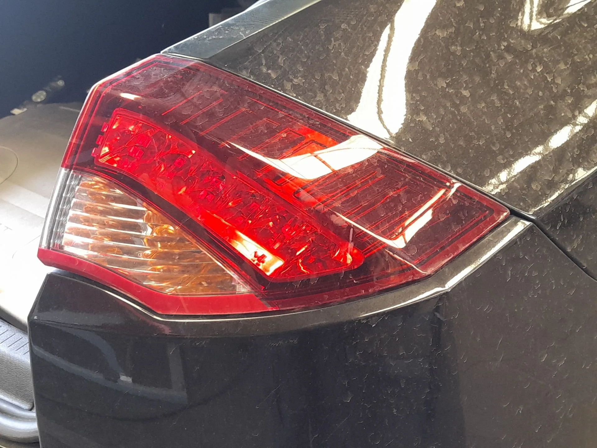 Piloto Trasero Derecho Exterior para Renault Laguna Iii (Bt0/1)