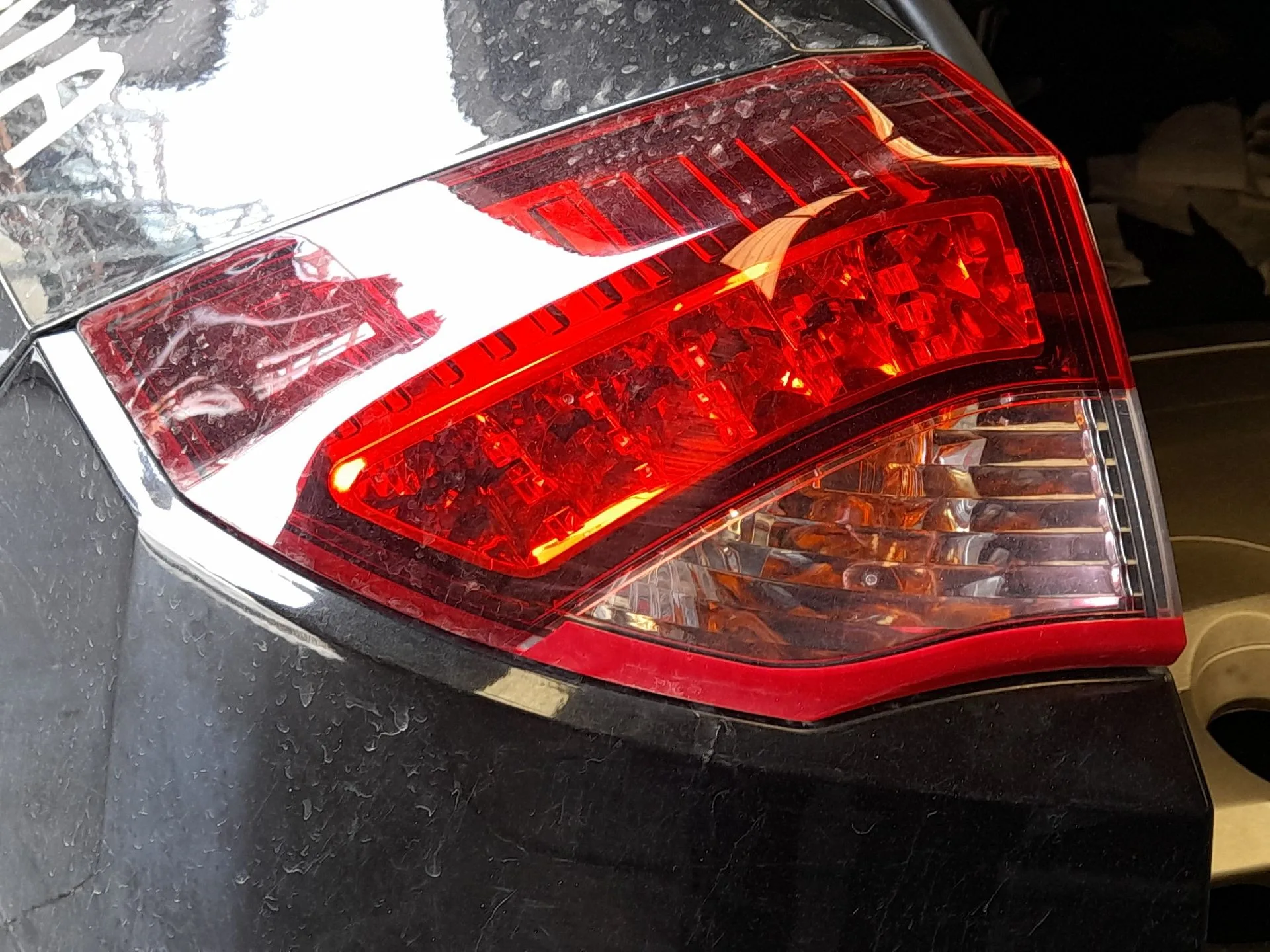 Piloto Trasero Izquierdo Exterior para Renault Laguna Iii (Bt0/1)