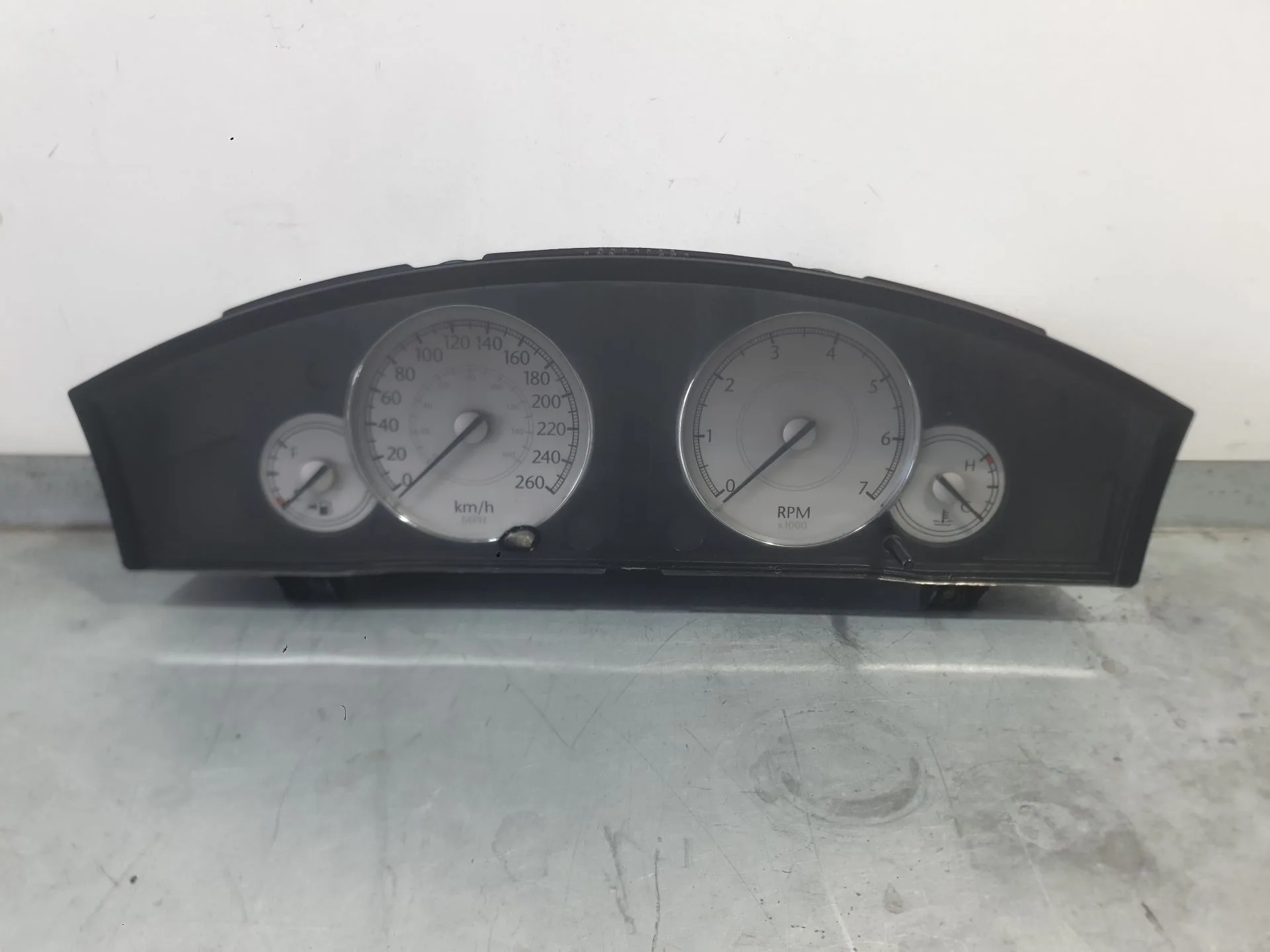 Cuadro Instrumentos para Chrysler 300C (Lx, Le)