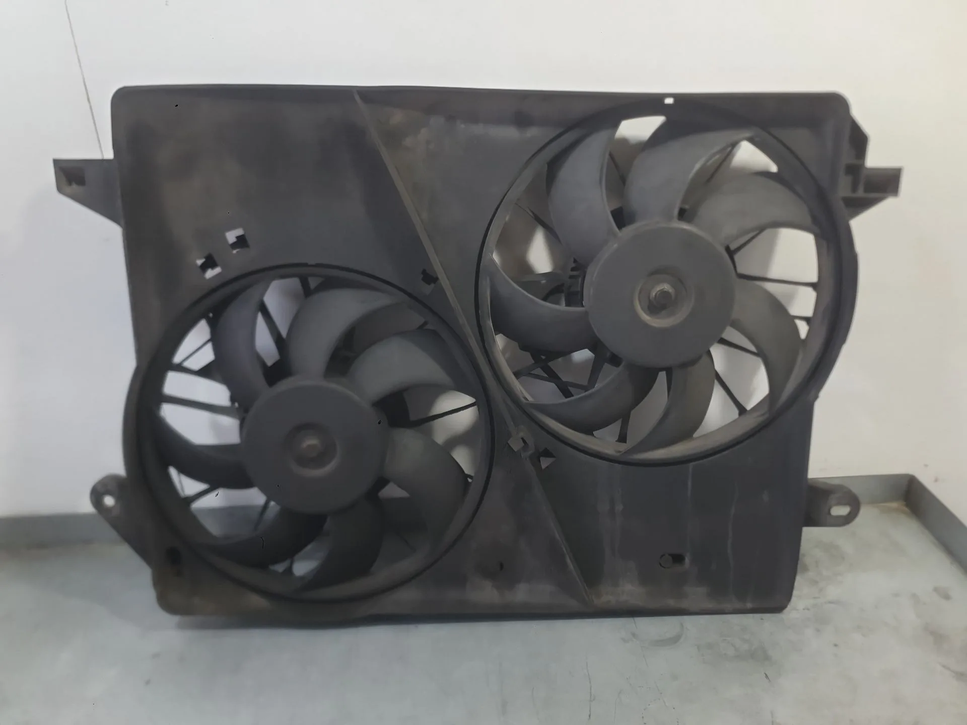 Electroventilador para Chrysler 300C (Lx, Le)