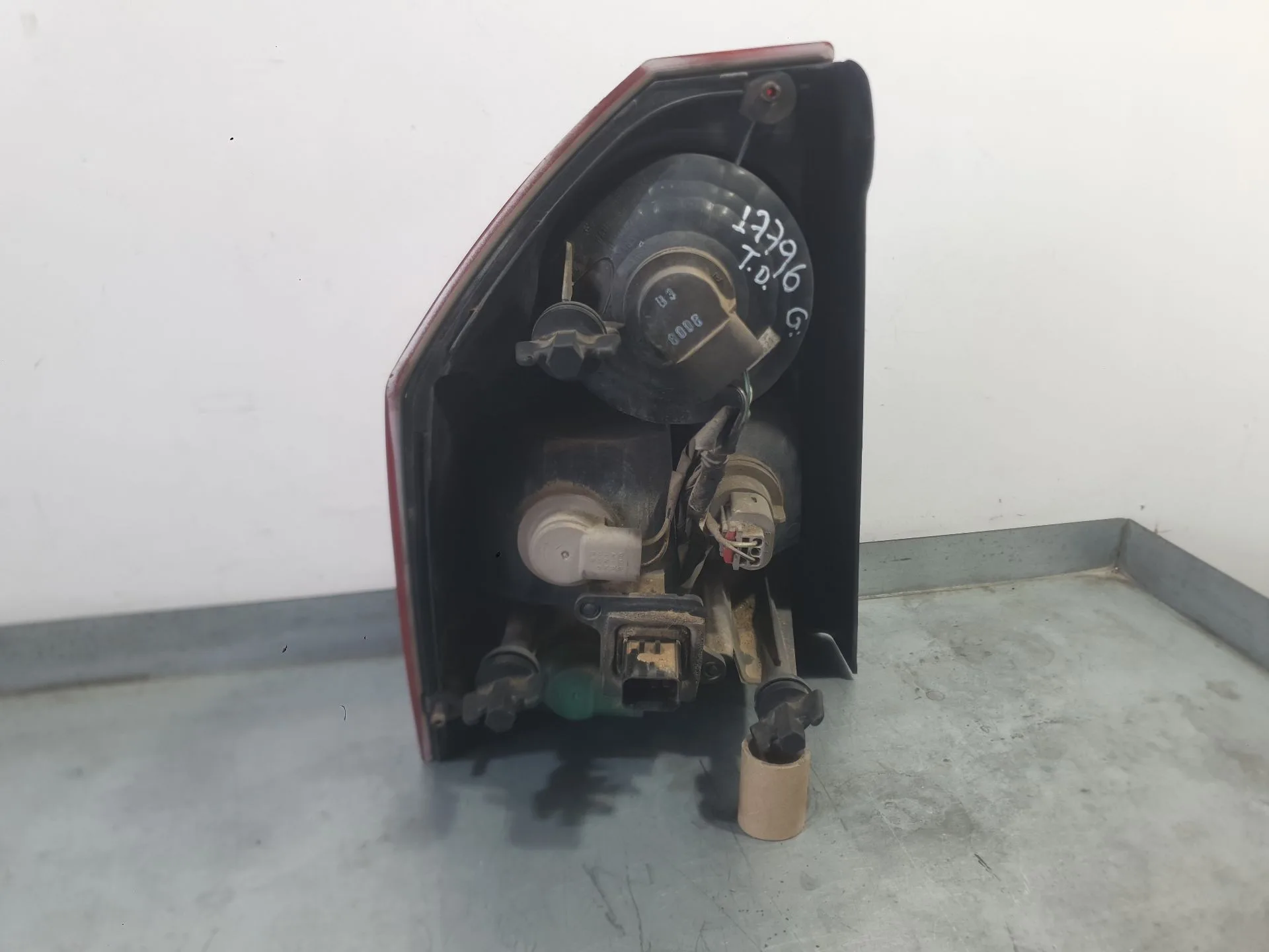 Piloto Trasero Derecho para Chrysler 300C (Lx, Le)