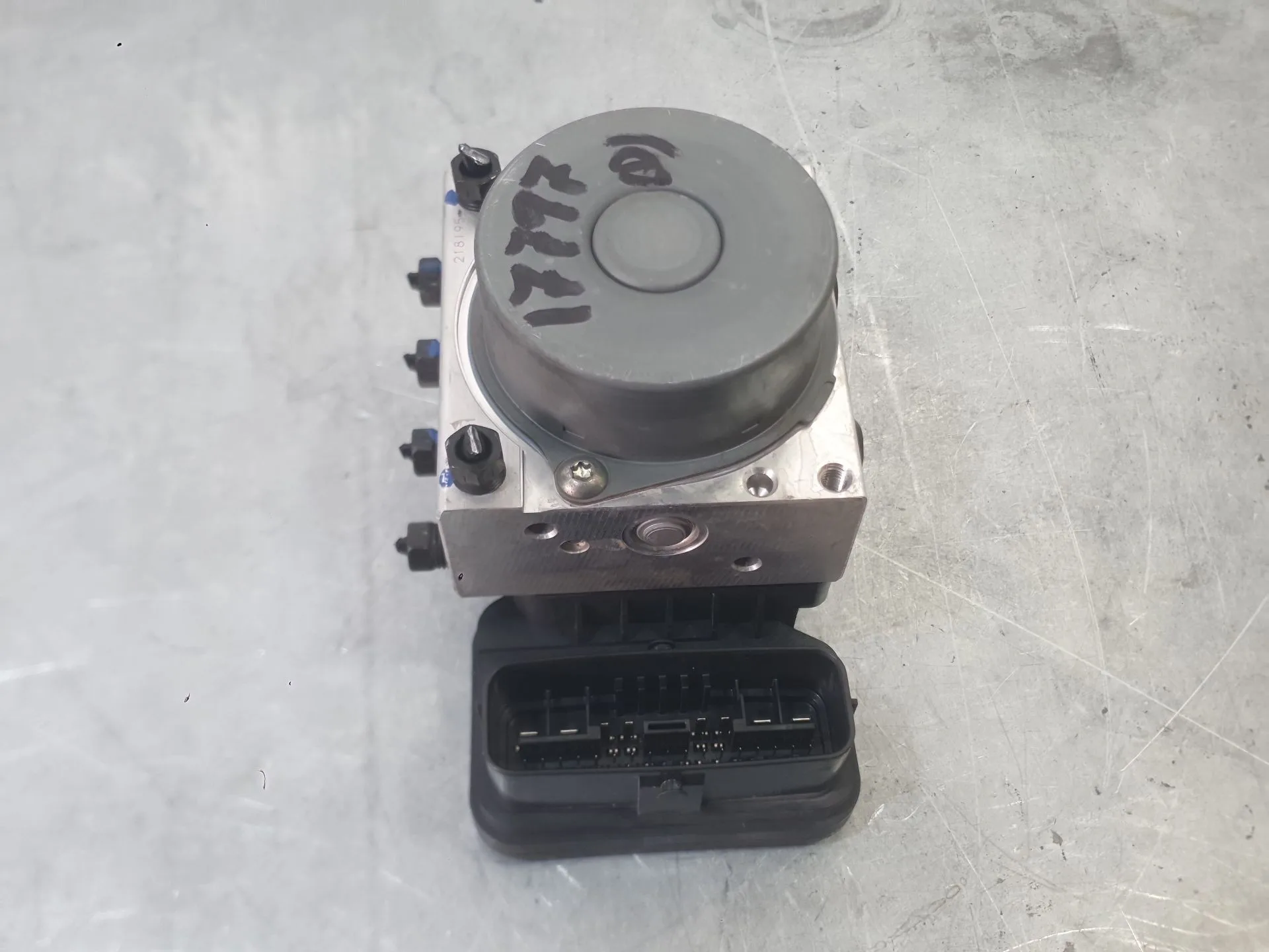 Abs para Toyota Corolla Sedan (_E21_)