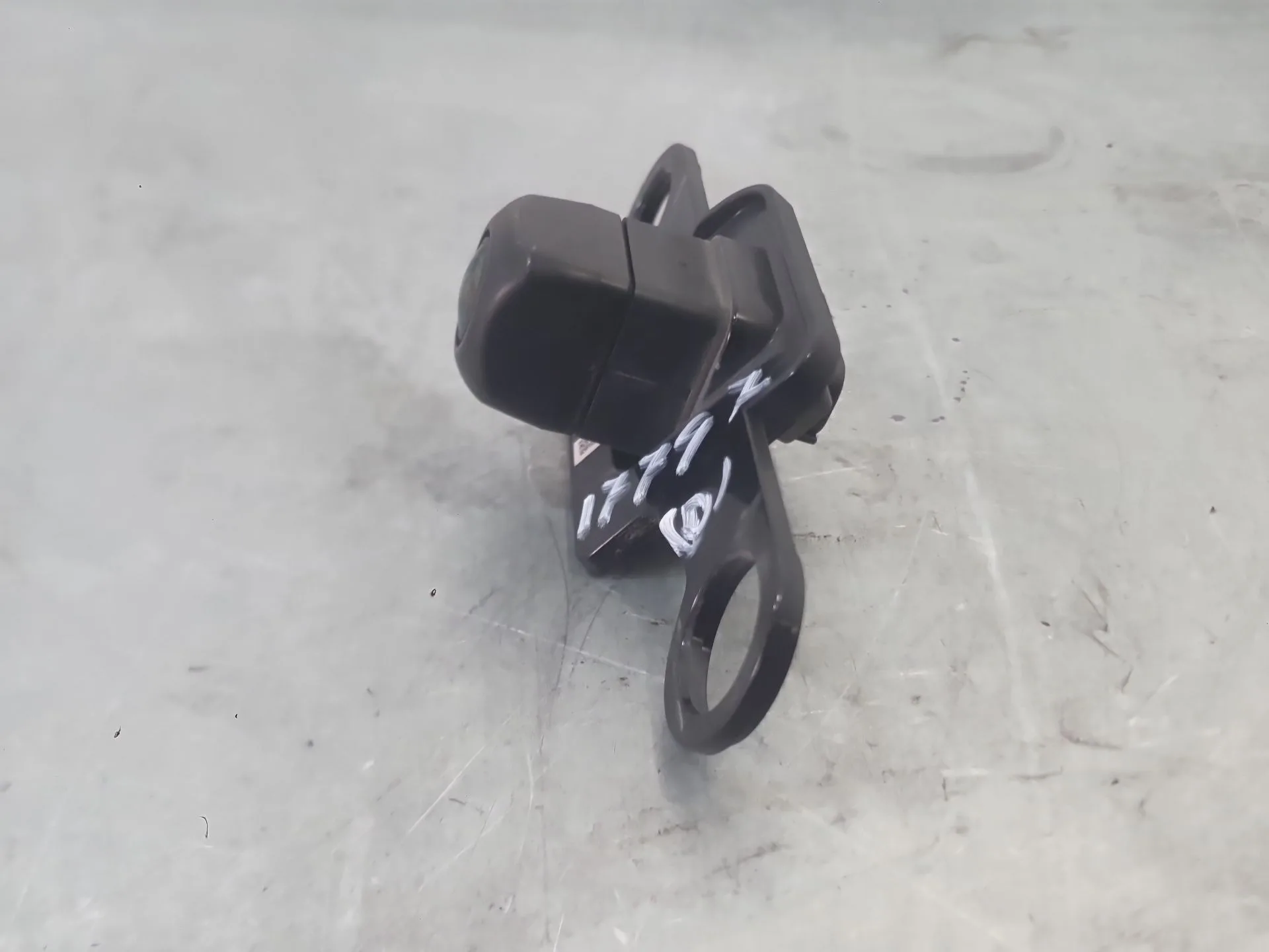 Camara Vision Trasera para Toyota Corolla Sedan (_E21_)