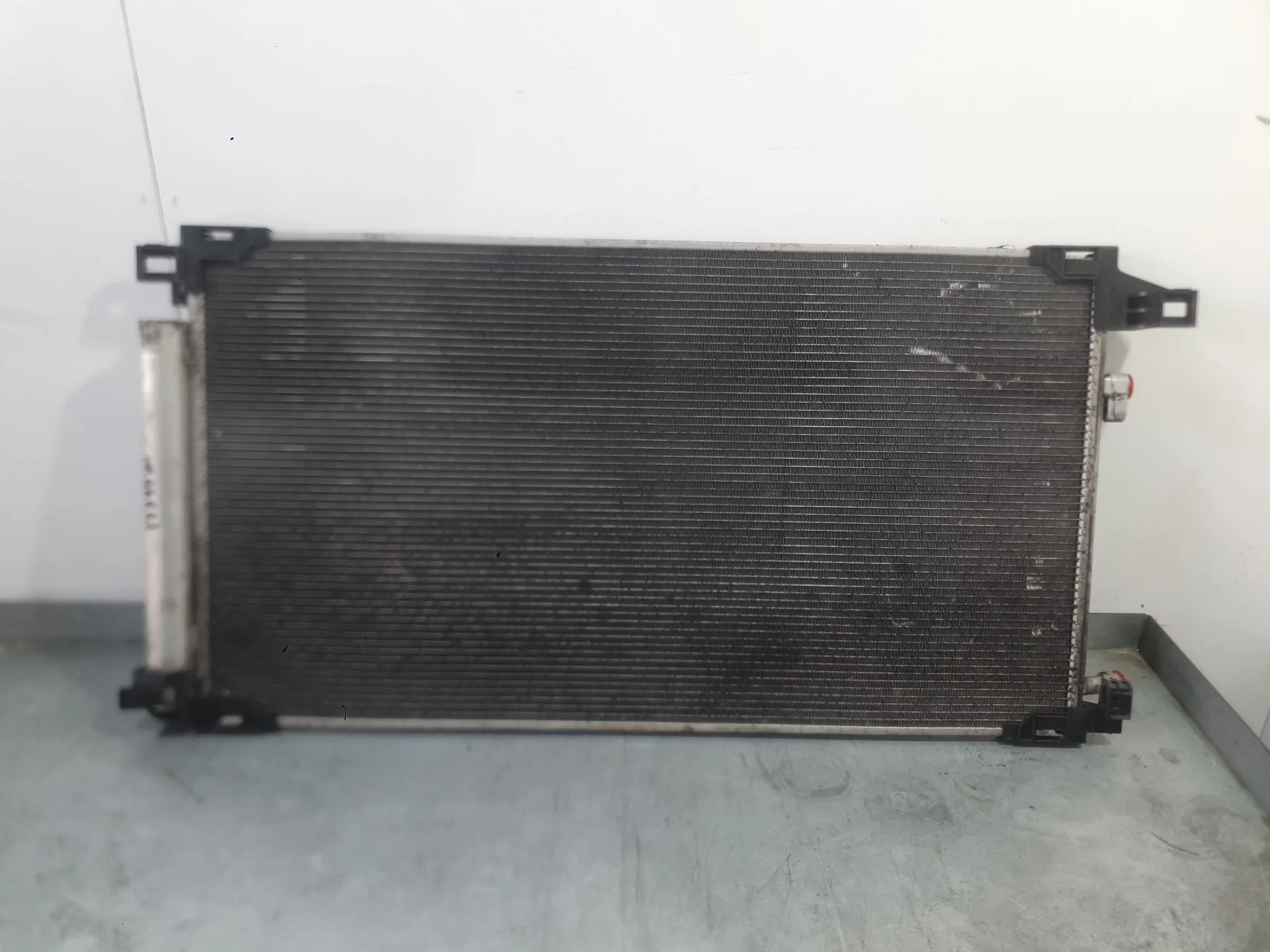 Condensador / Radiador Aire Acondicionado para Toyota Corolla Sedan (_E21_)