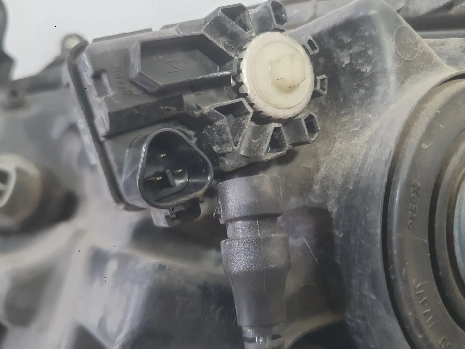 Faro Derecho para Toyota Corolla Sedan (_E21_)