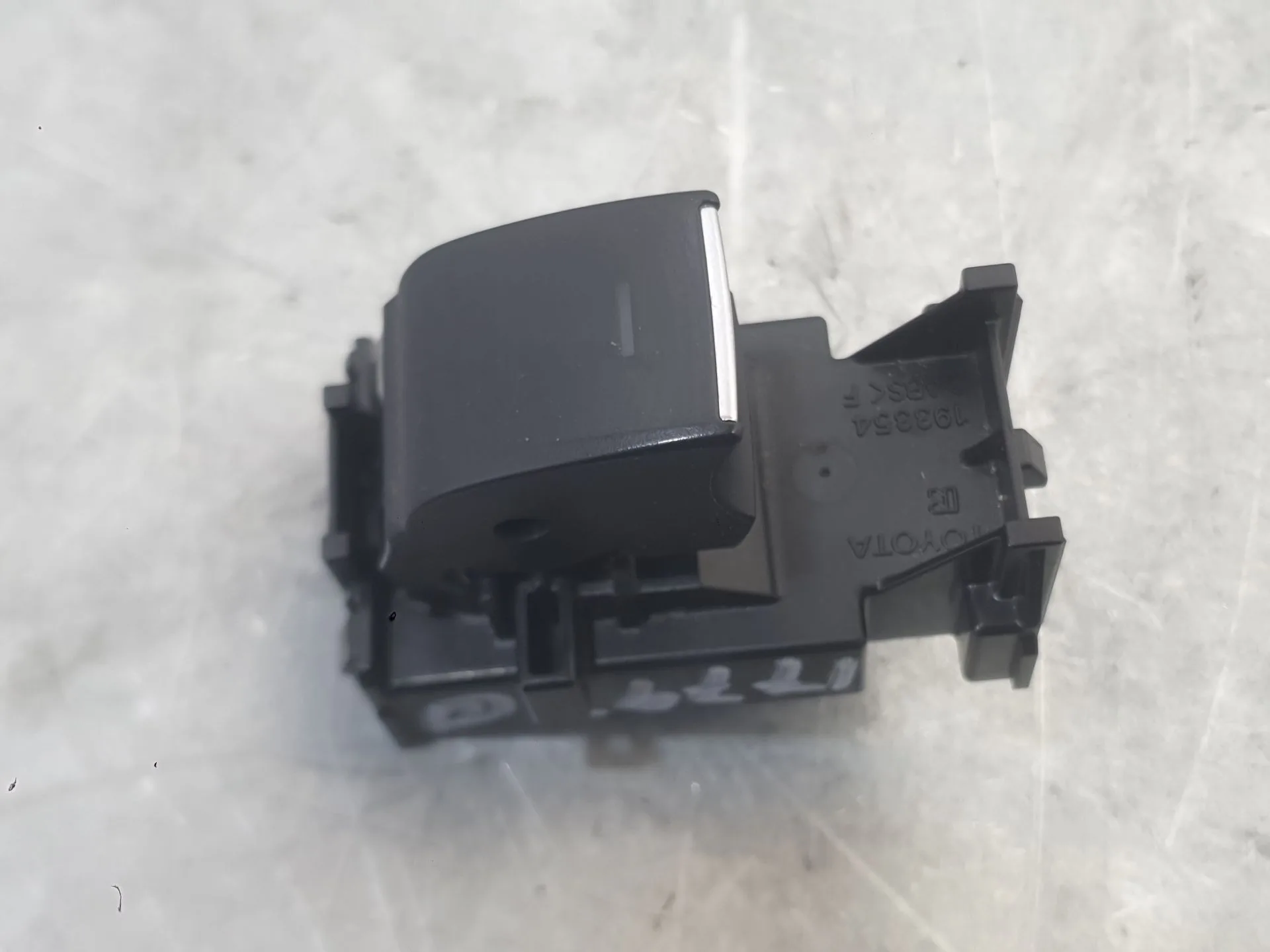 Mando Elevalunas Trasero Derecho para Toyota Corolla Sedan (_E21_)