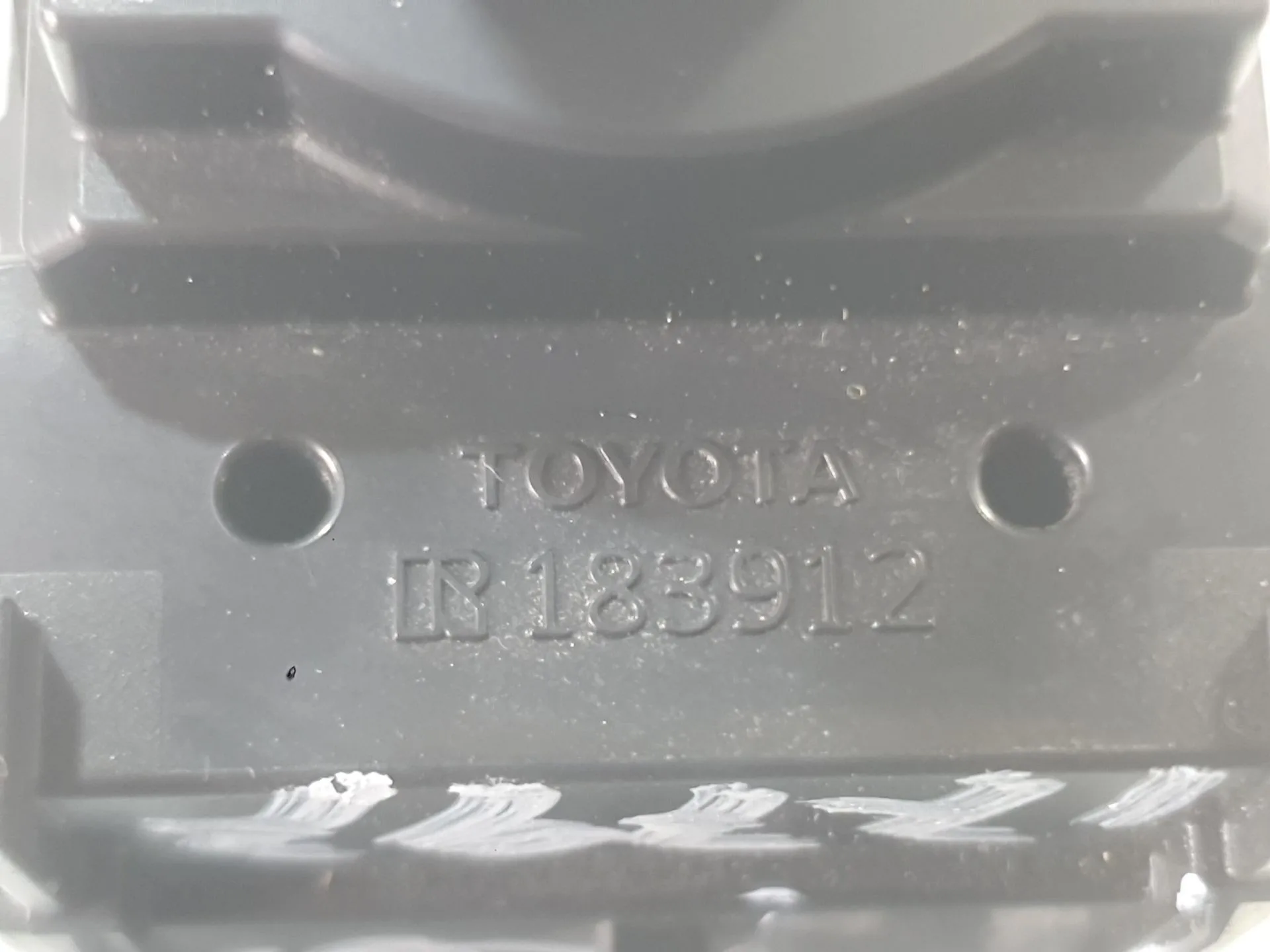 Mando Retrovisor para Toyota Corolla Sedan (_E21_)