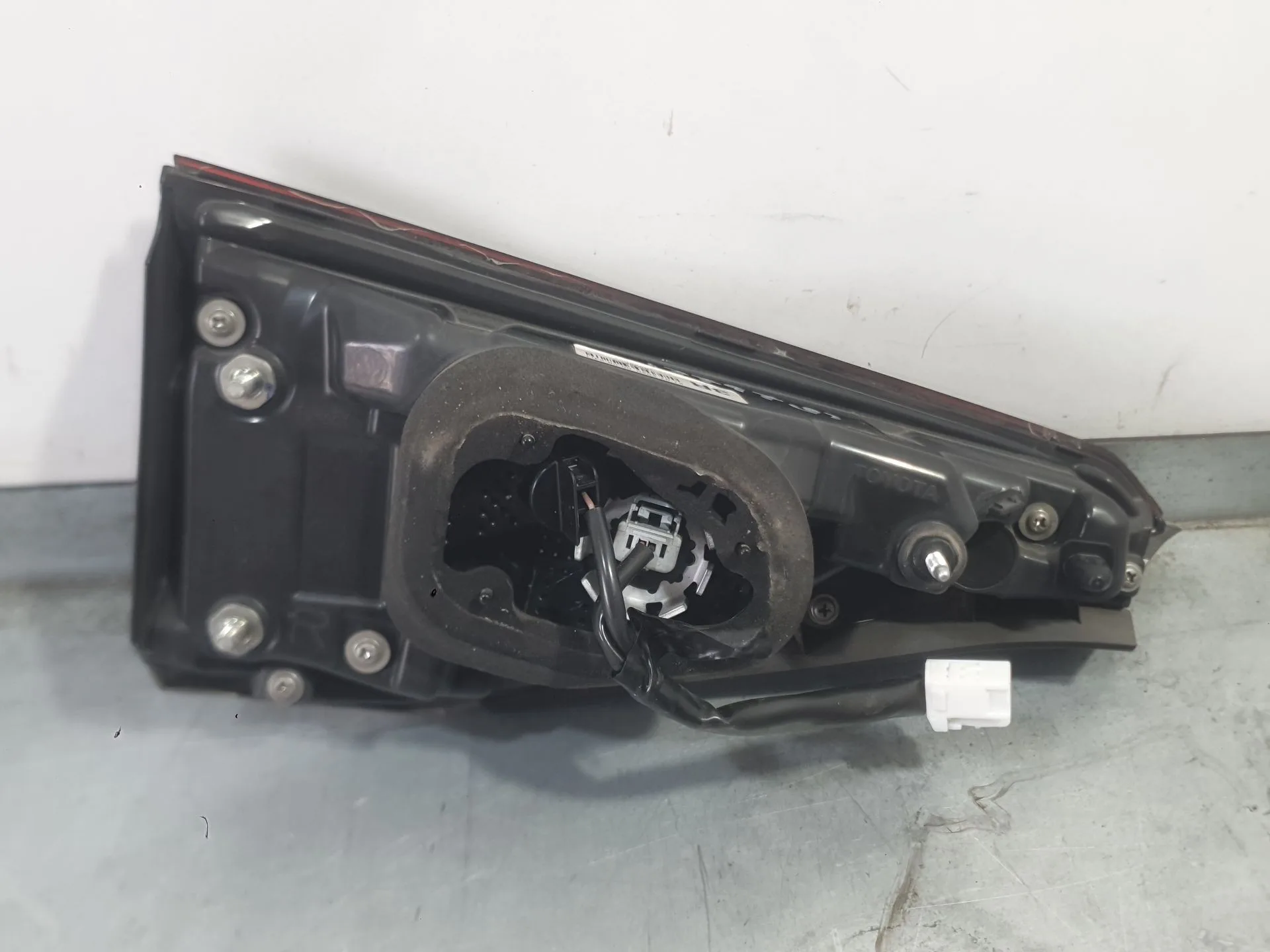 Piloto Trasero Derecho Interior para Toyota Corolla Sedan (_E21_)