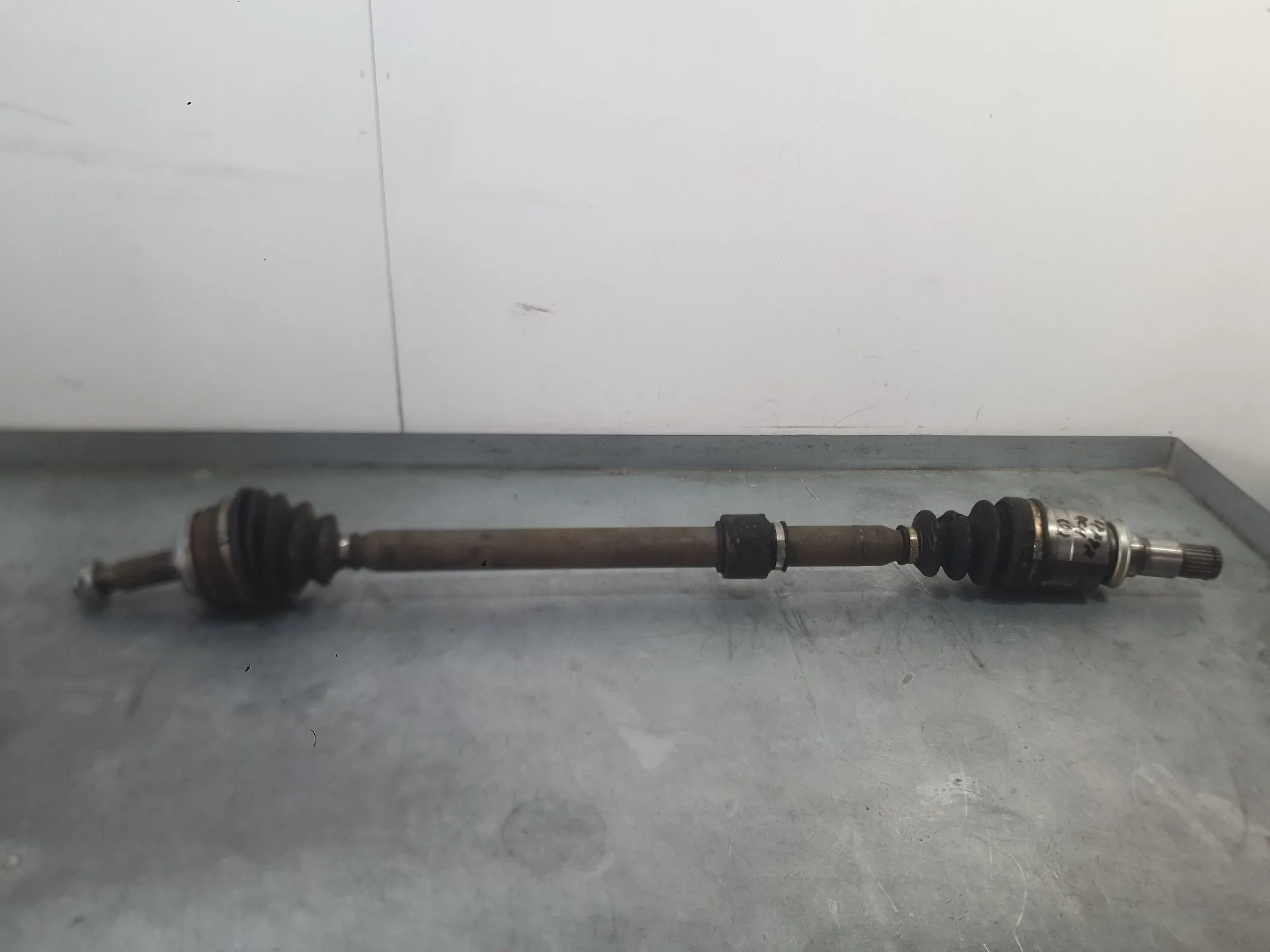 Transmision Delantera Derecha para Toyota Corolla Sedan (_E21_)