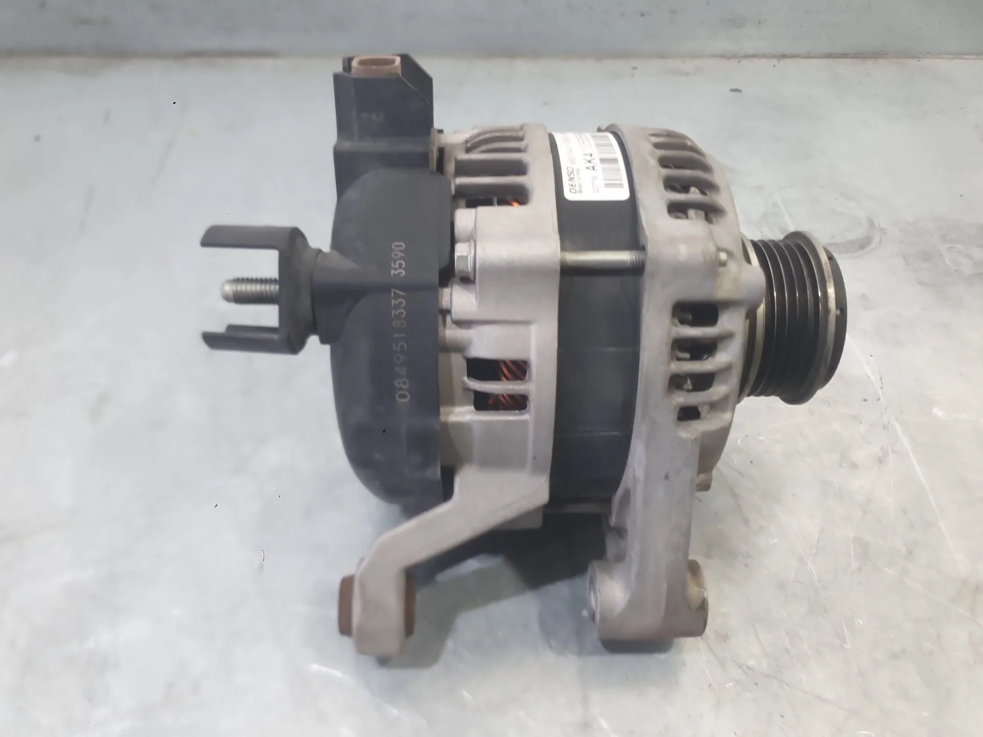 Alternador para Opel Corsa E (X15)