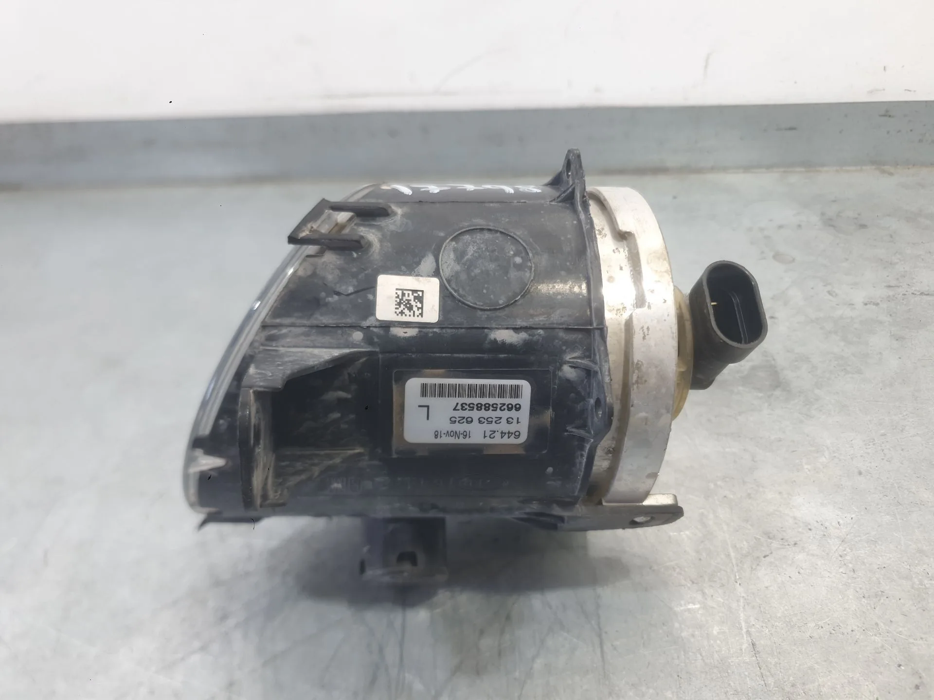 Faro Antiniebla Izquierdo para Opel Corsa E (X15)