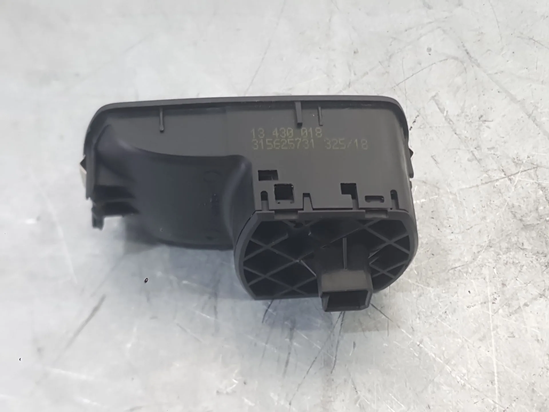 Mando Elevalunas Delantero Derecho para Opel Corsa E (X15)