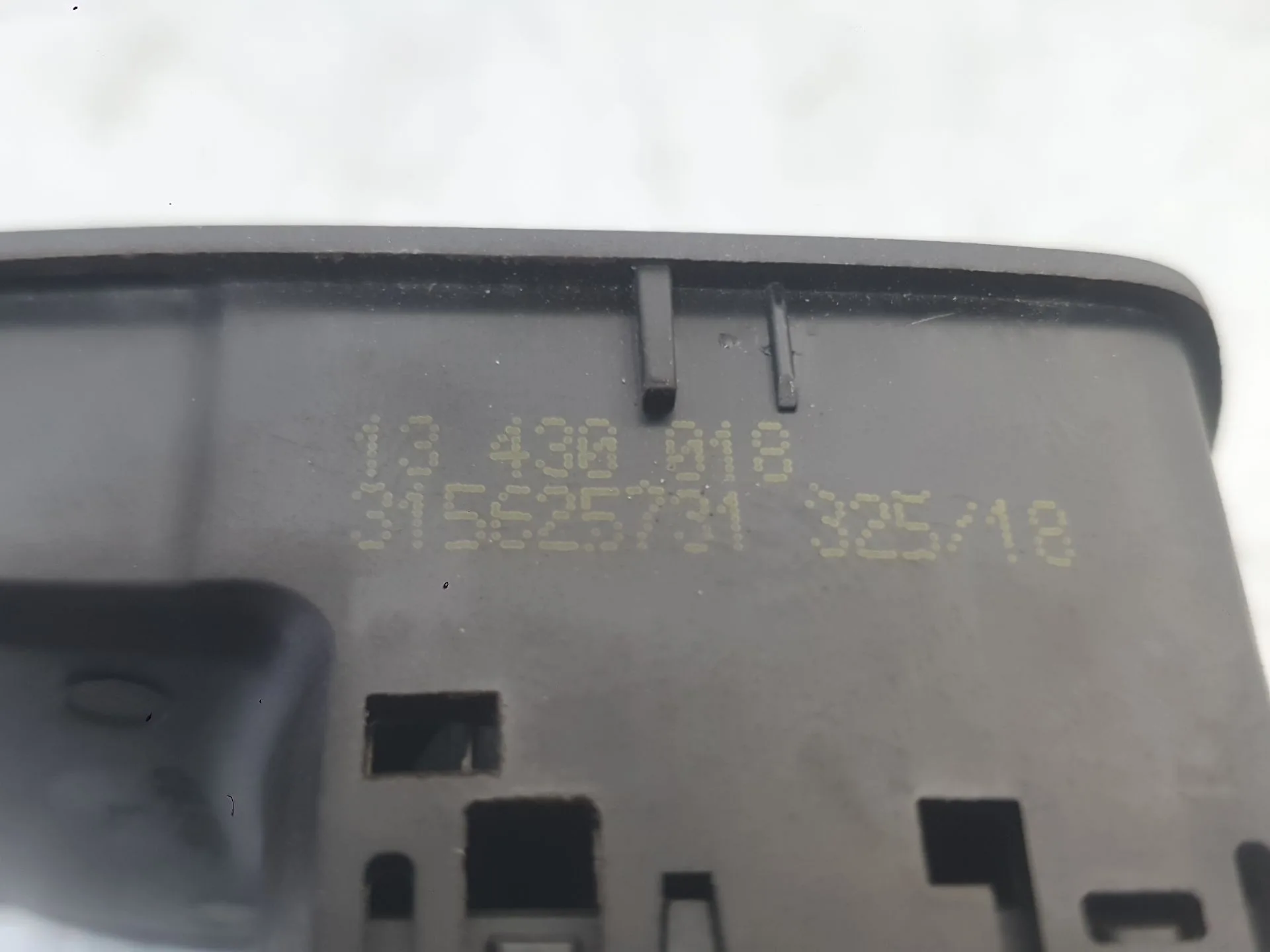 Mando Elevalunas Delantero Derecho para Opel Corsa E (X15)